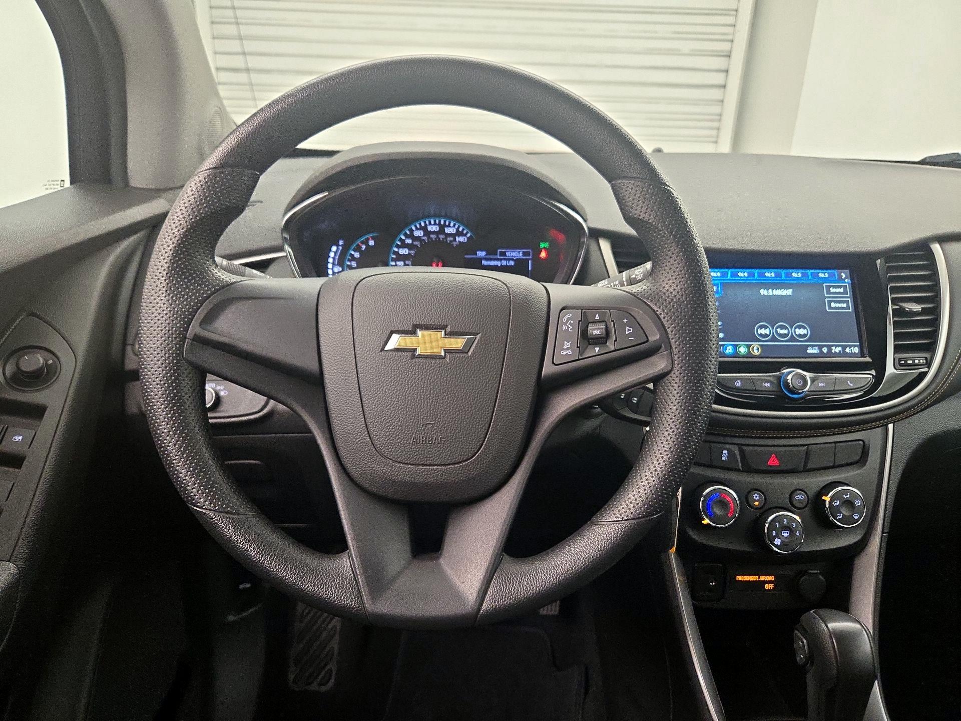 Thumbnail: 2019 Chevrolet Trax - 10