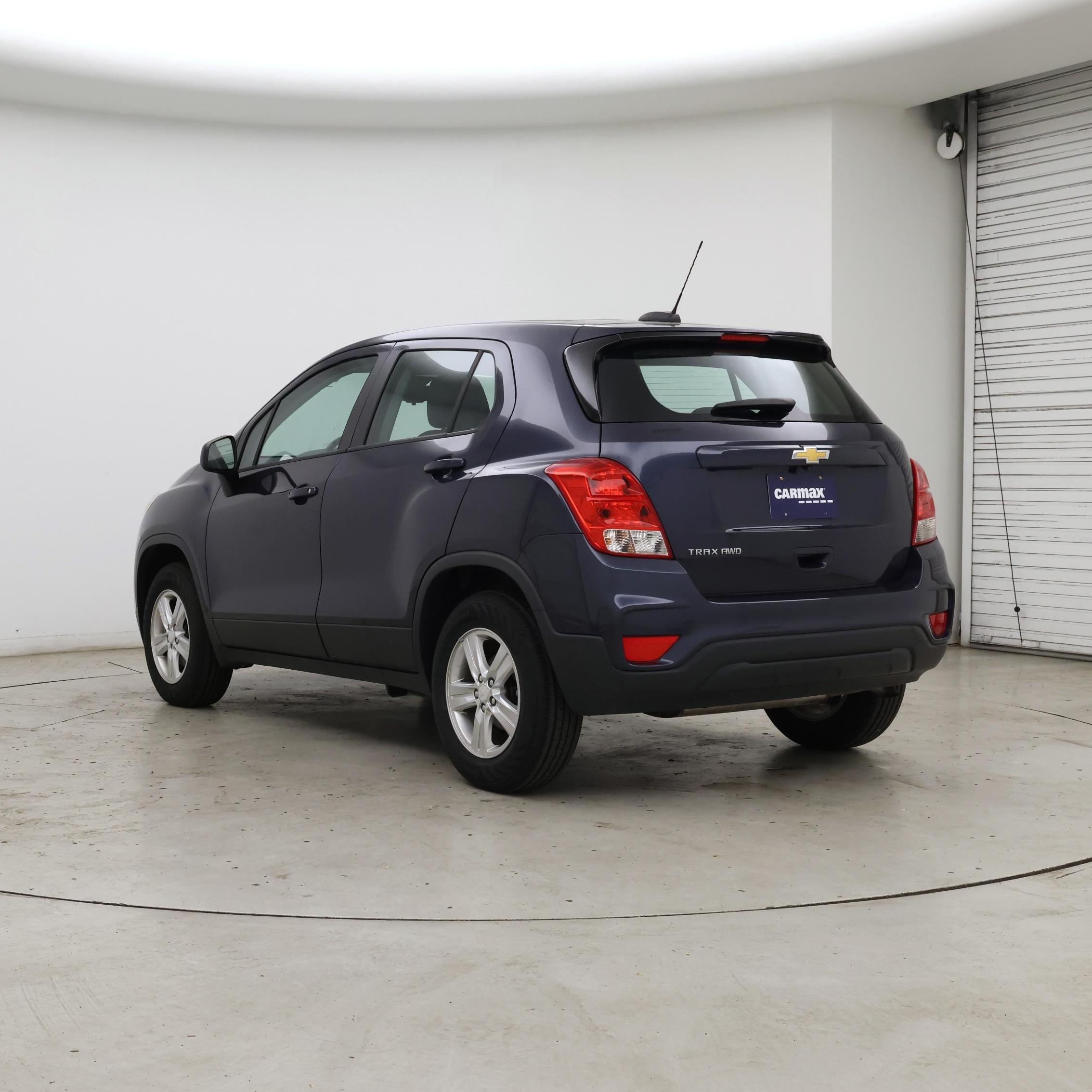 Thumbnail: 2019 Chevrolet Trax - 2