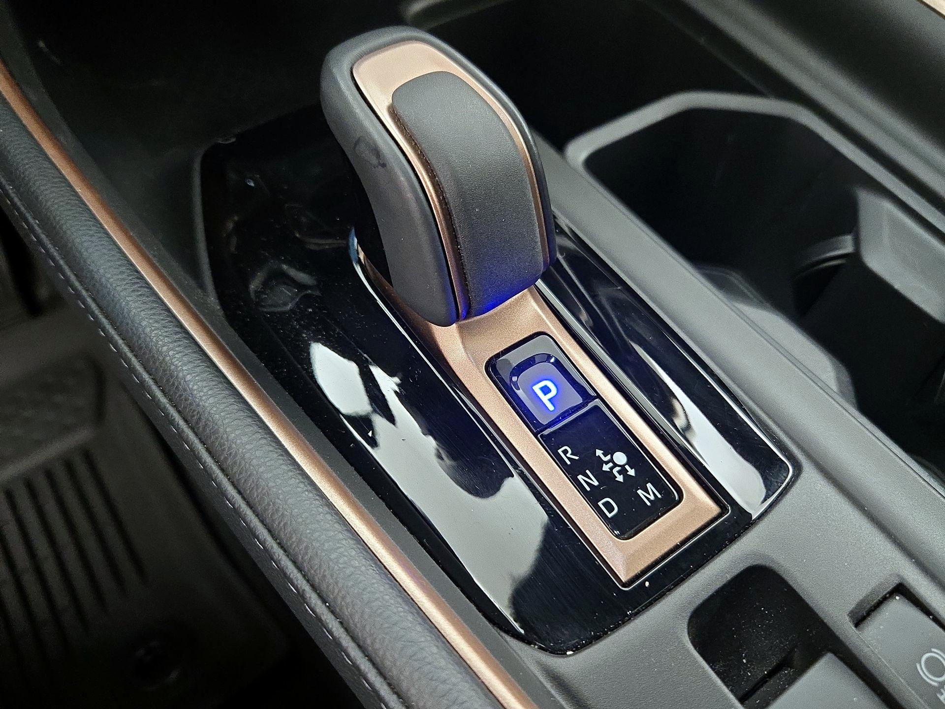 Thumbnail: 2025 Toyota Highlander - 18
