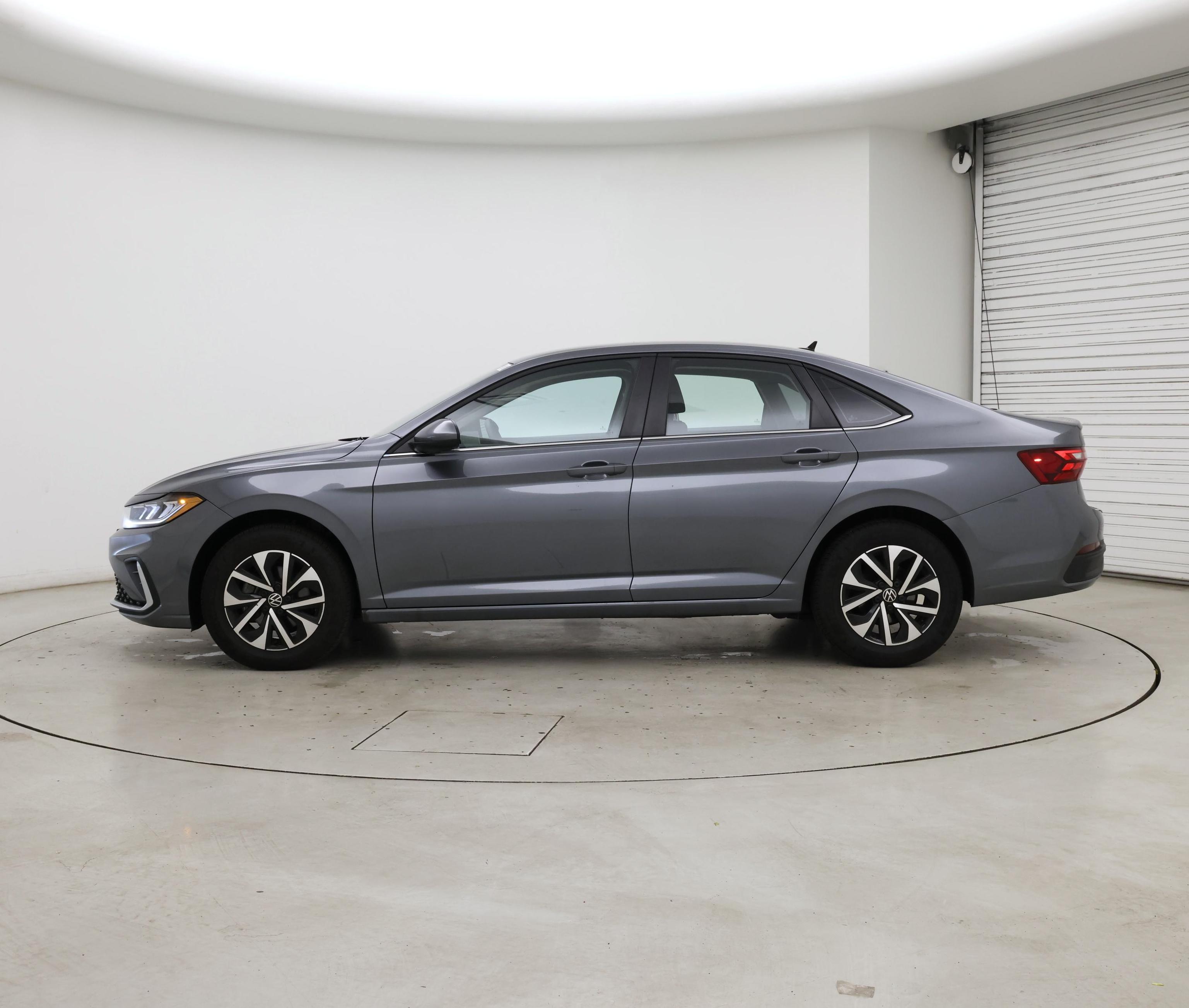 Thumbnail: 2025 Volkswagen Jetta - 3
