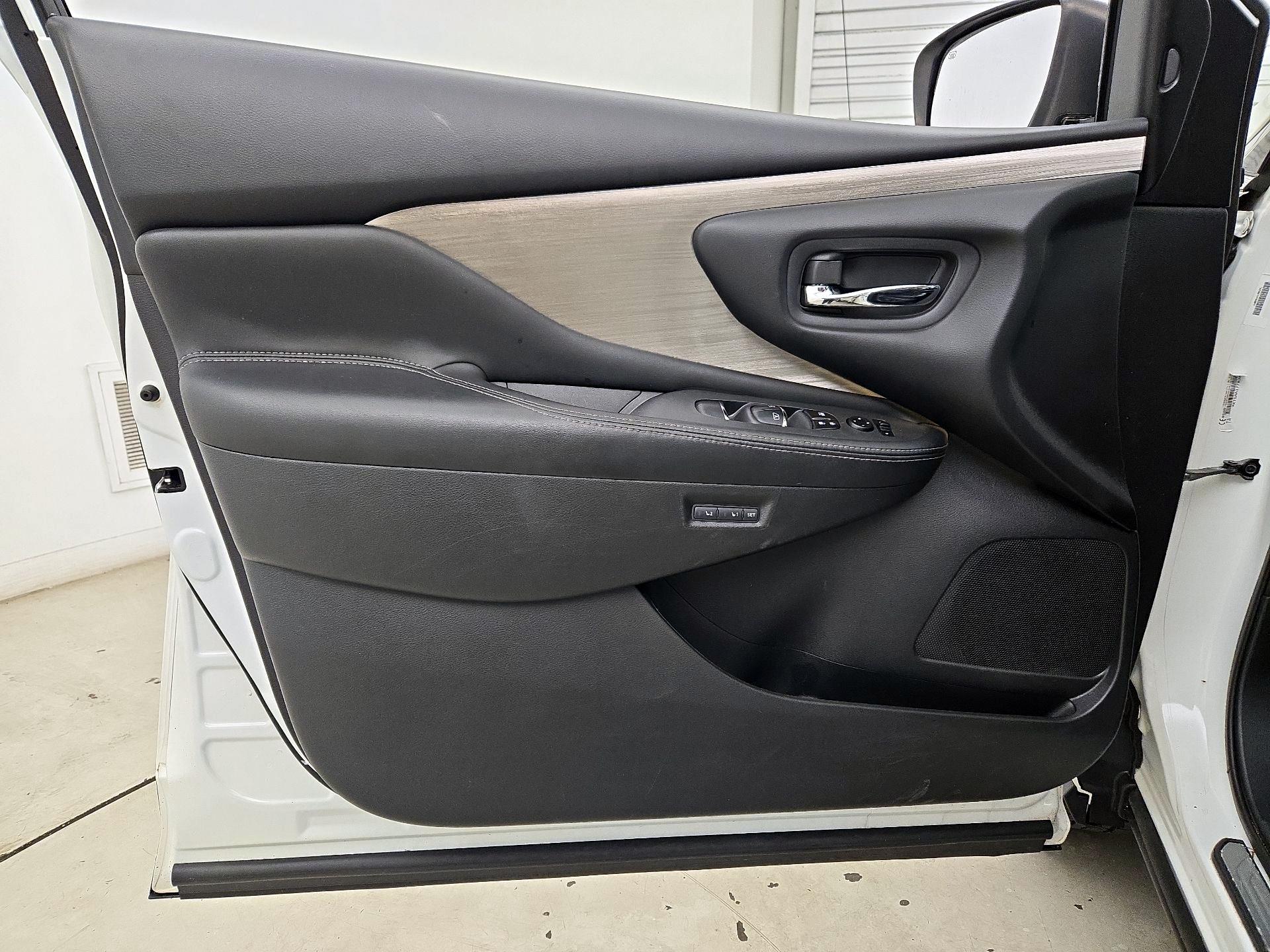 Thumbnail: 2017 Nissan Murano - 12