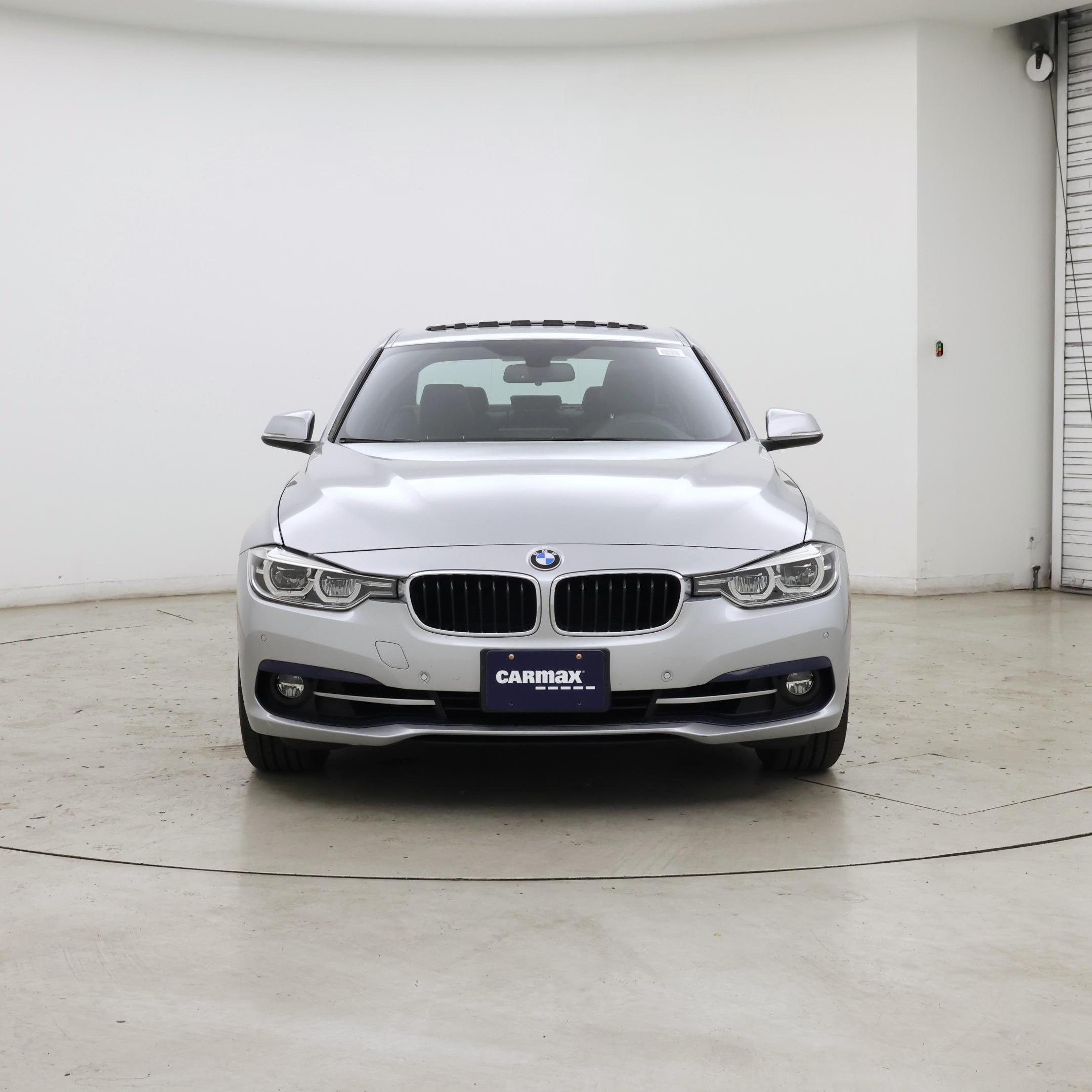 Thumbnail: 2018 BMW 3 Series - 5