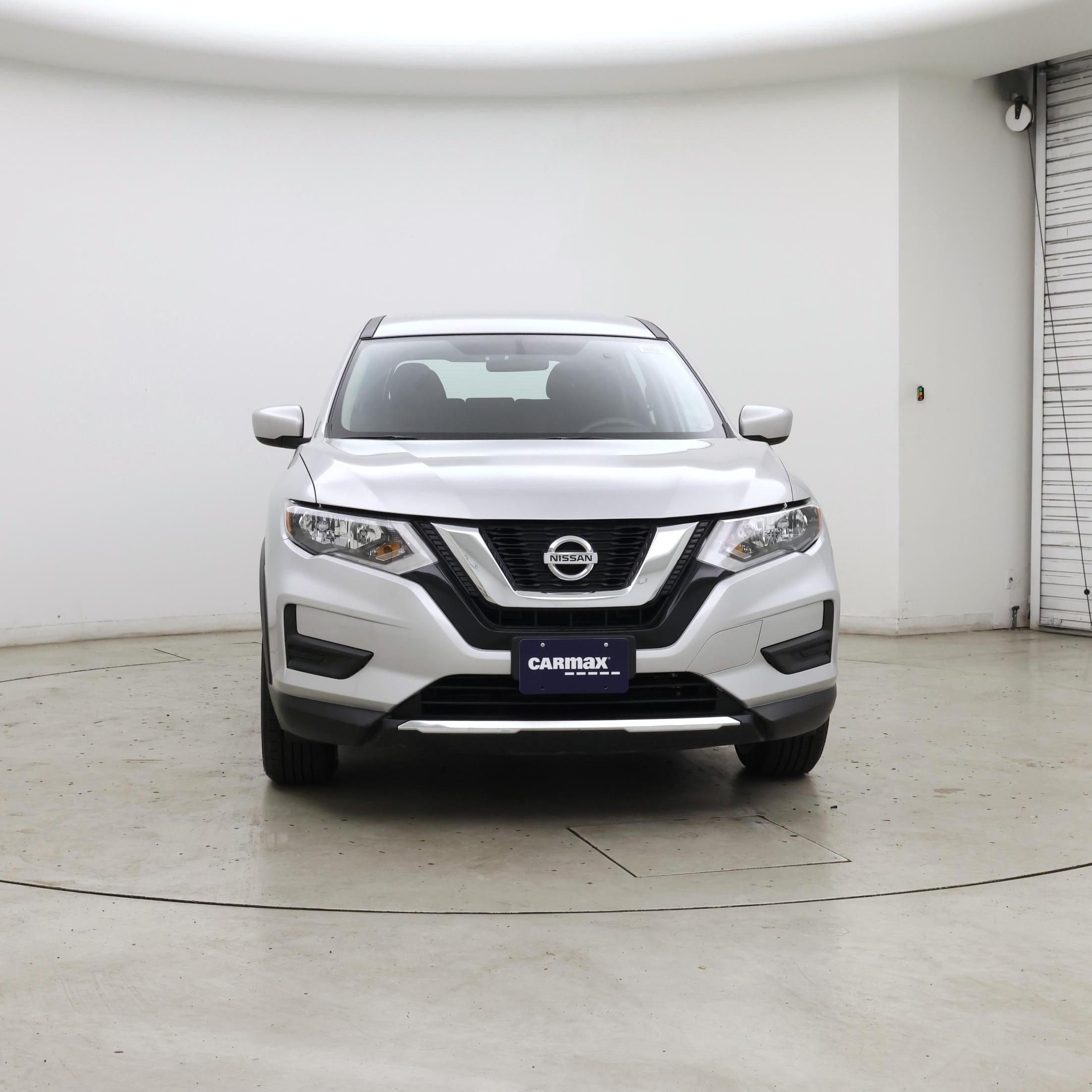 Thumbnail: 2017 Nissan Rogue - 5