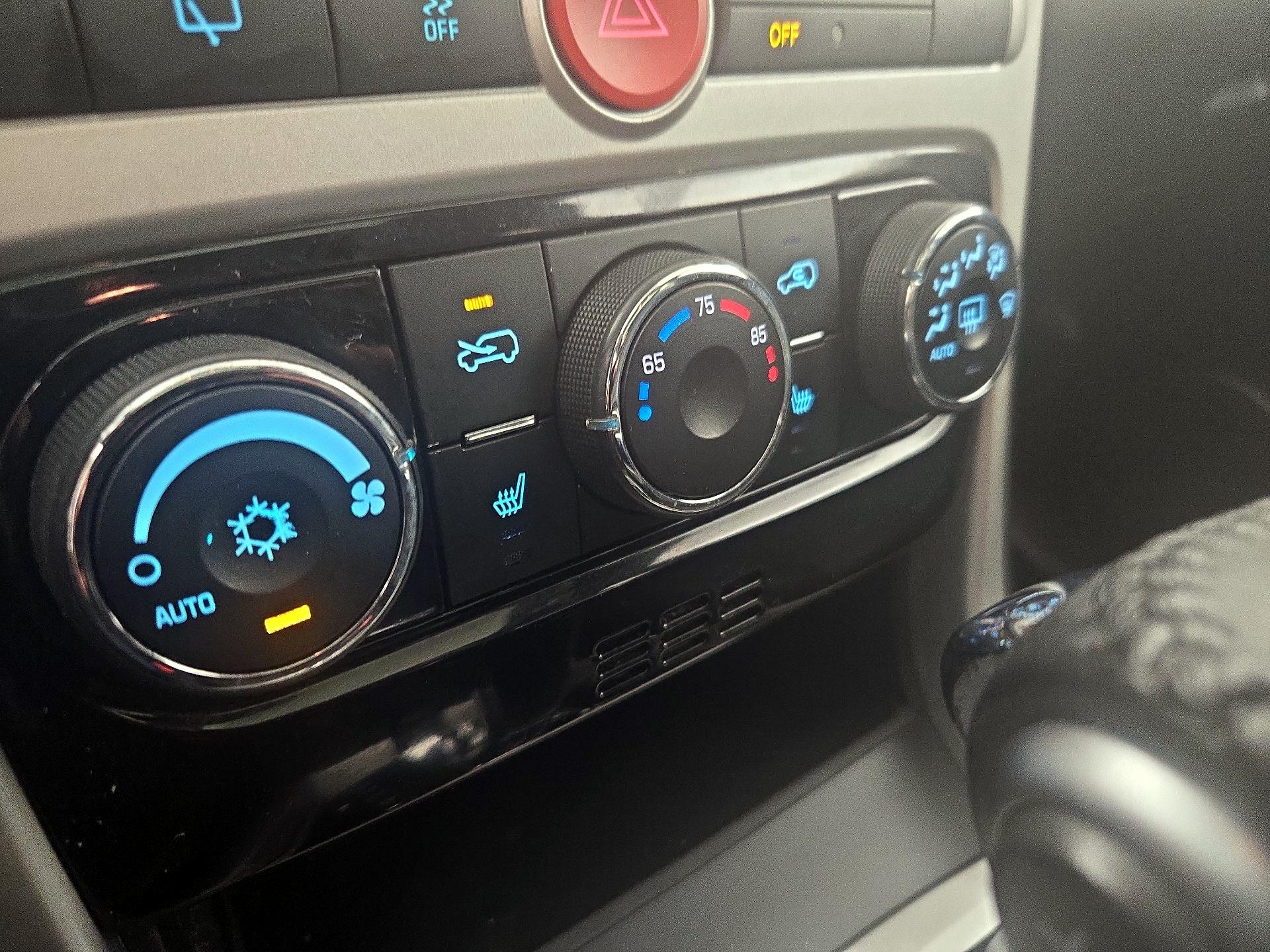 Thumbnail: 2014 Chevrolet Captiva Sport - 15