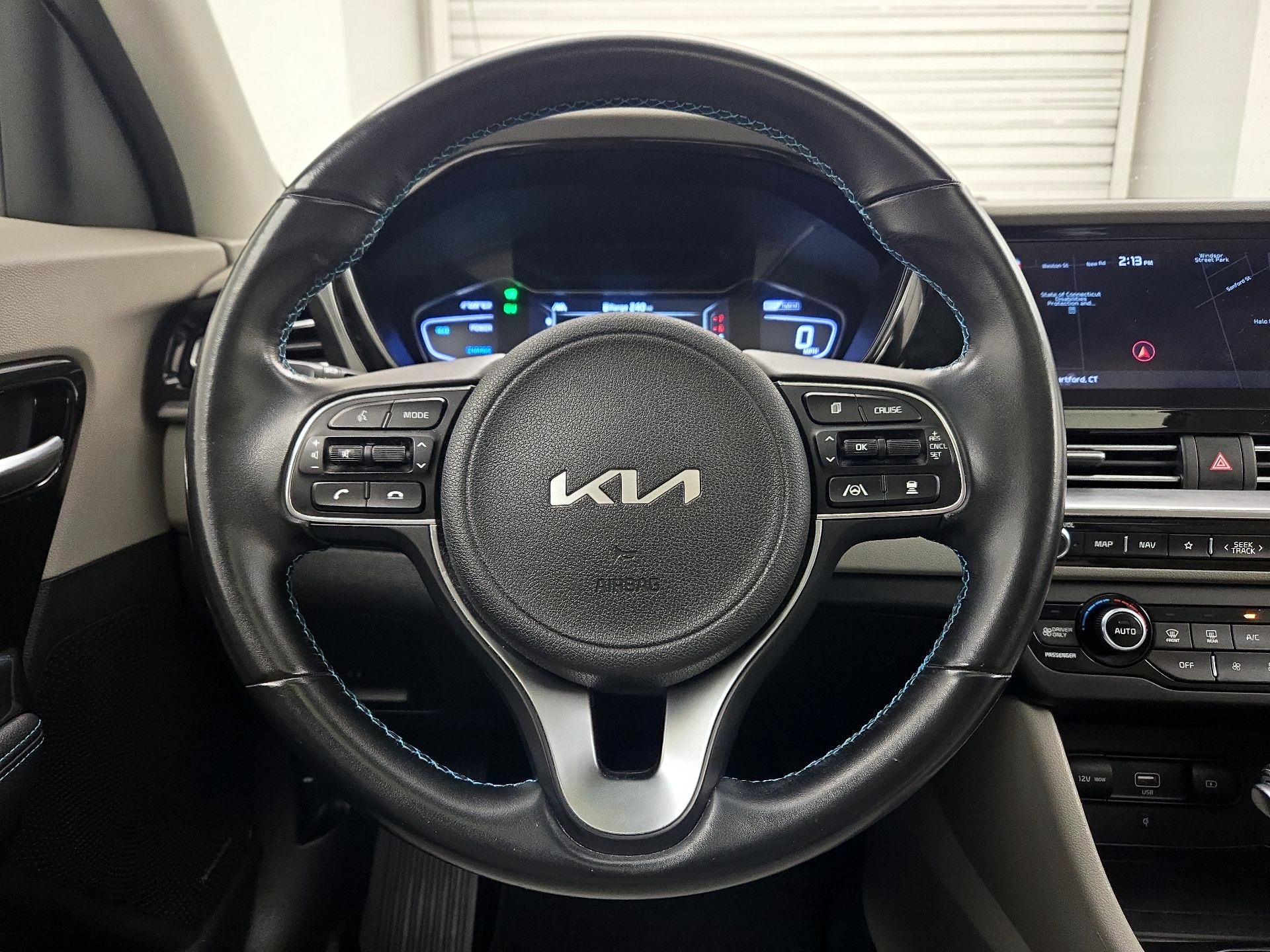 Thumbnail: 2022 Kia Niro - 10