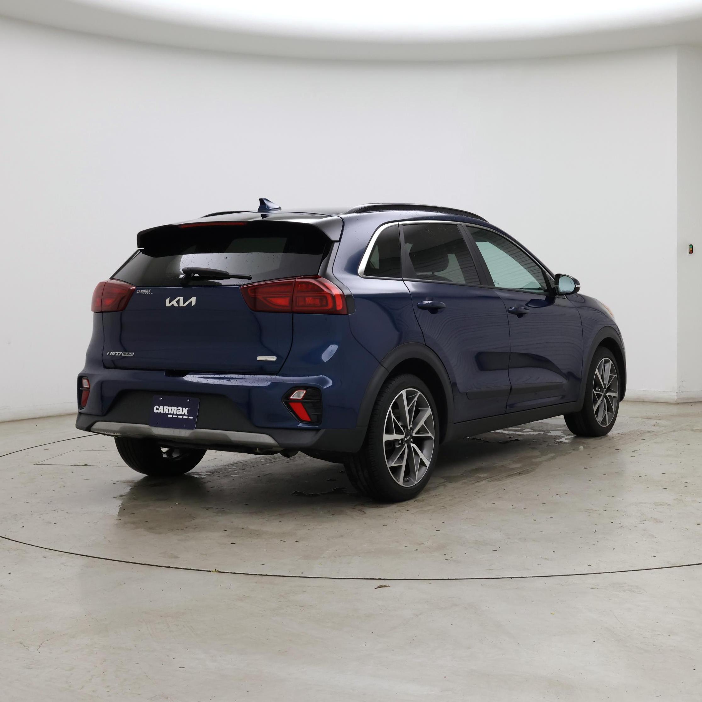 Thumbnail: 2022 Kia Niro - 8