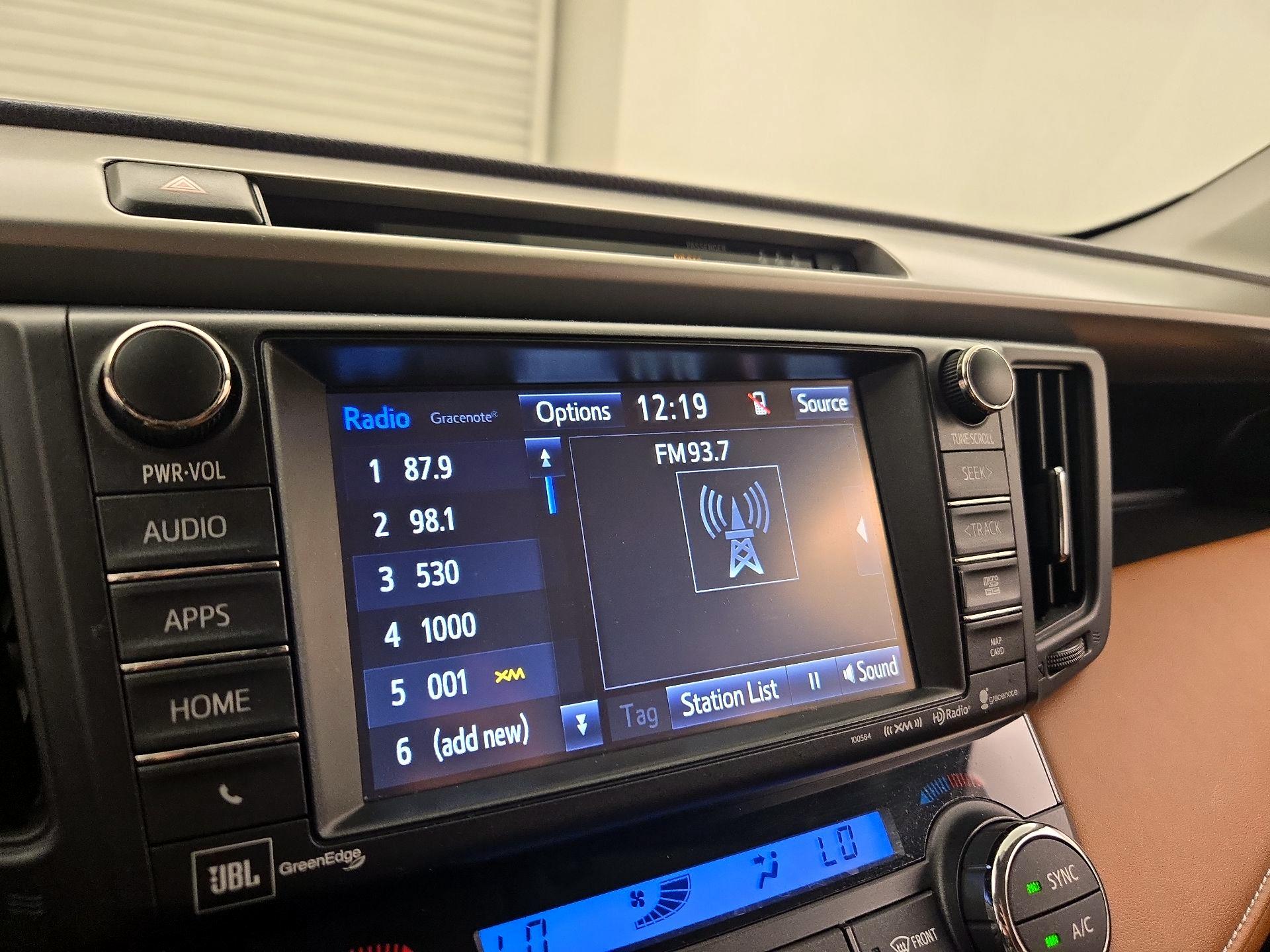 Thumbnail: 2017 Toyota RAV4 - 14
