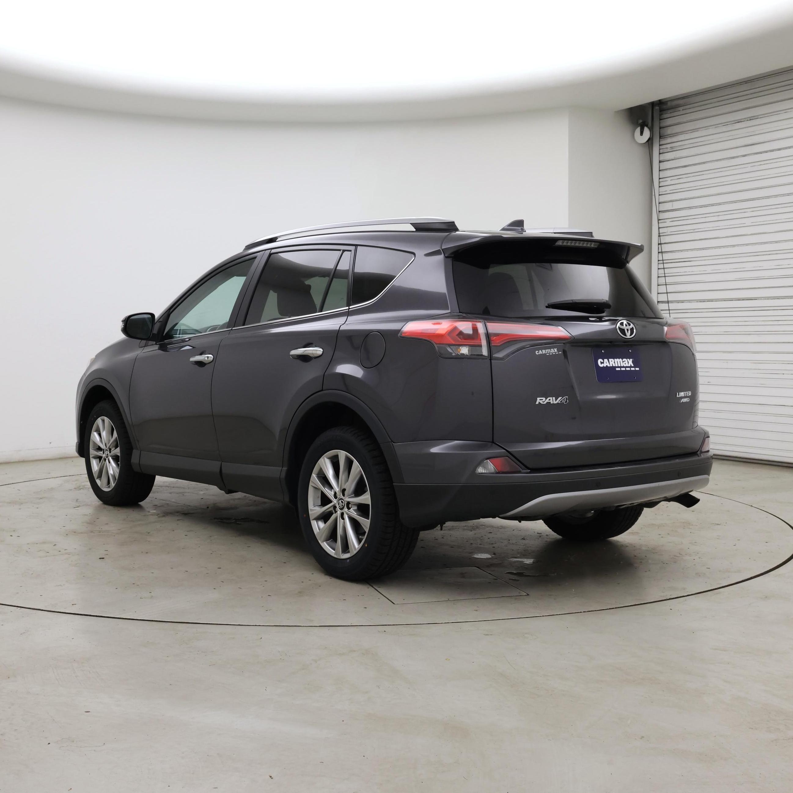 Thumbnail: 2017 Toyota RAV4 - 2