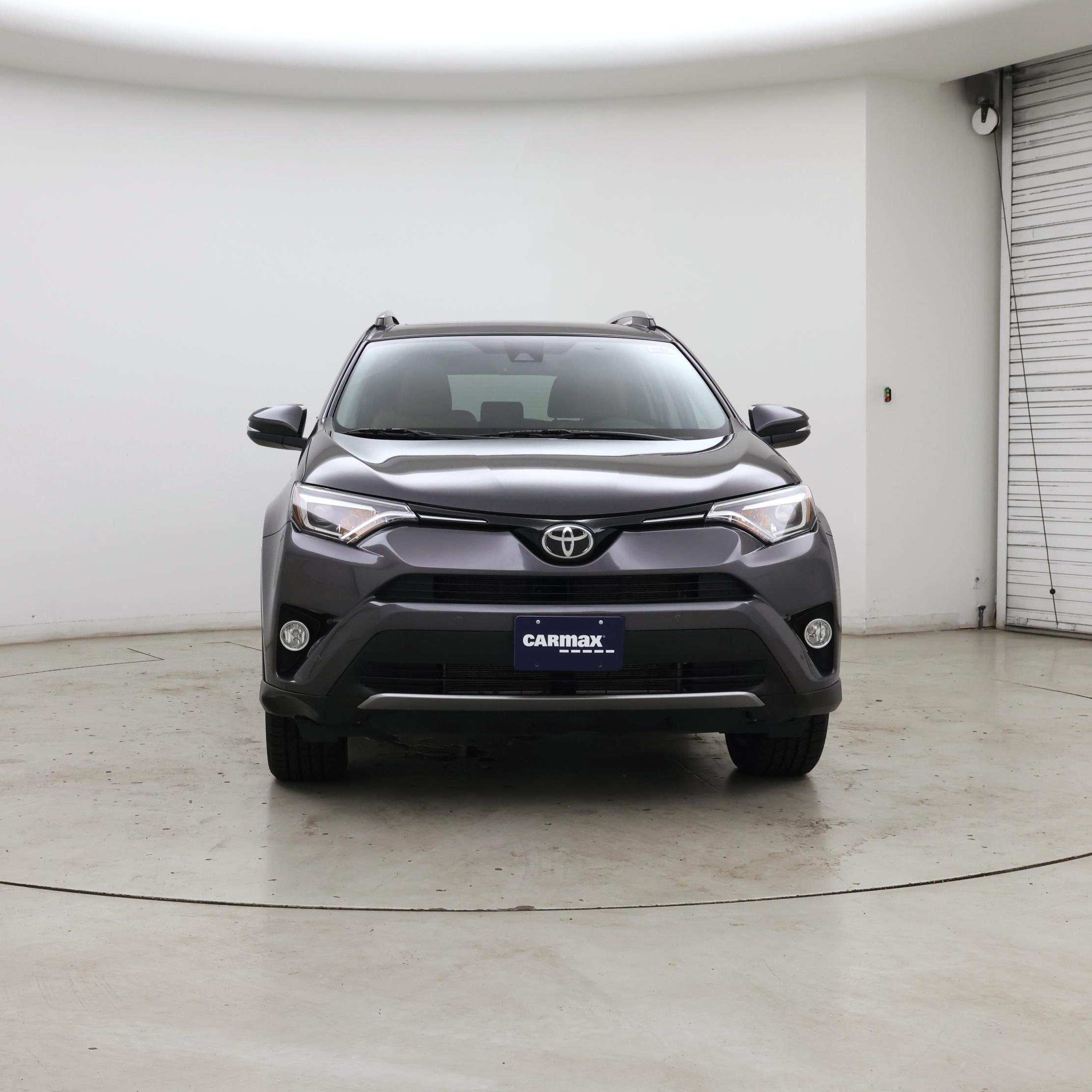 Thumbnail: 2017 Toyota RAV4 - 5