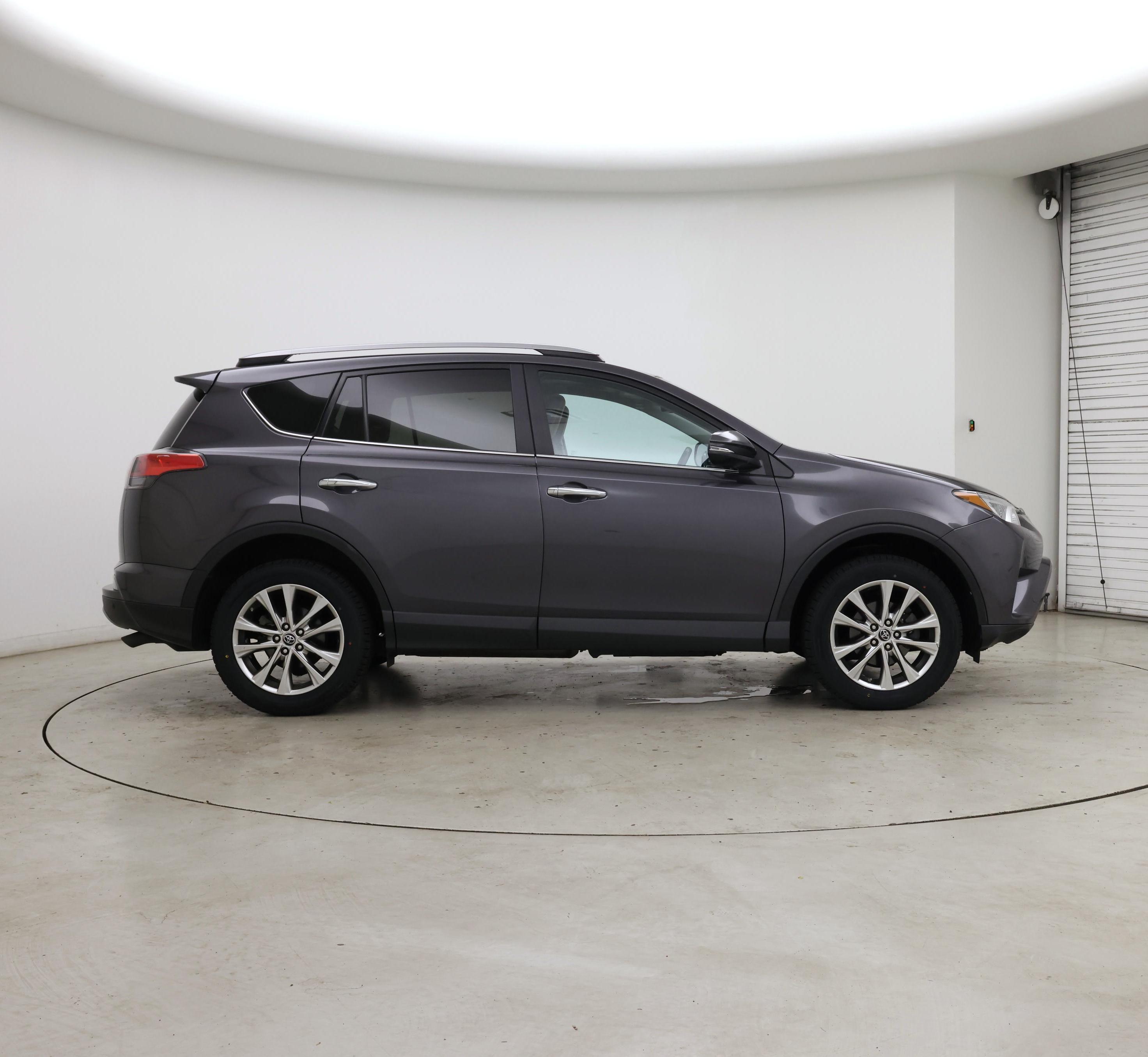 Thumbnail: 2017 Toyota RAV4 - 7