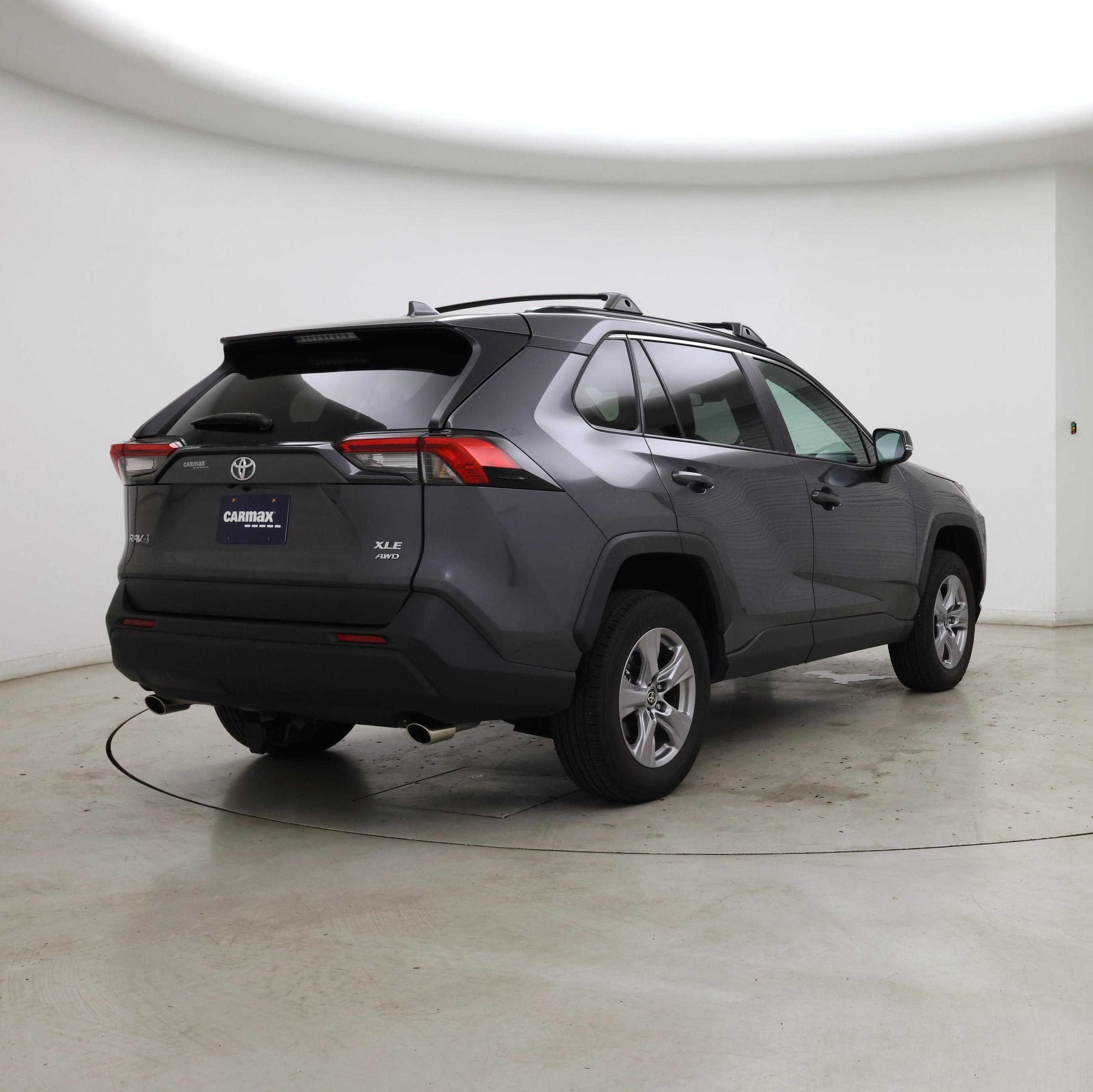 Thumbnail: 2025 Toyota RAV4 - 8