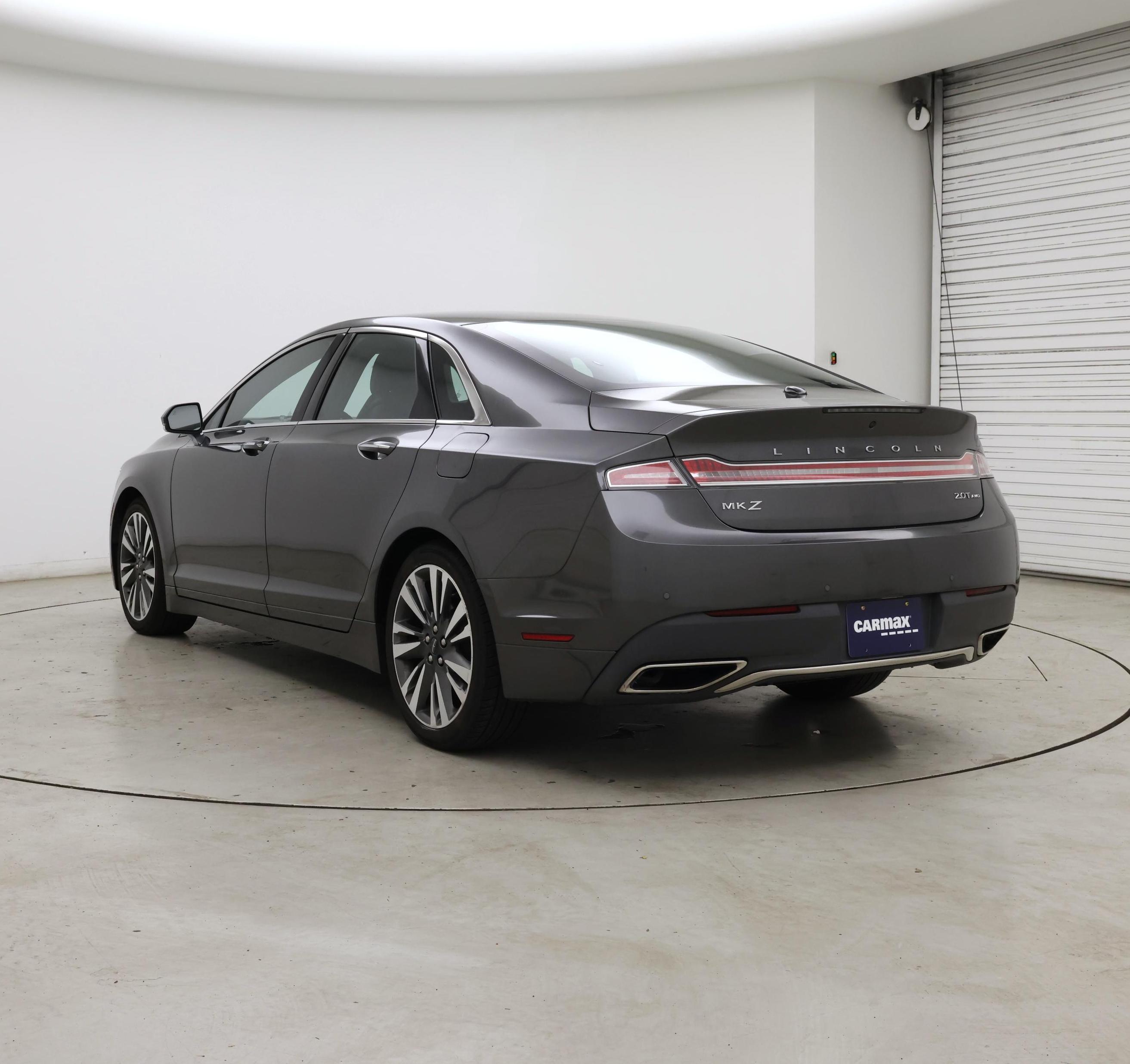 Thumbnail: 2017 Lincoln MKZ - 2
