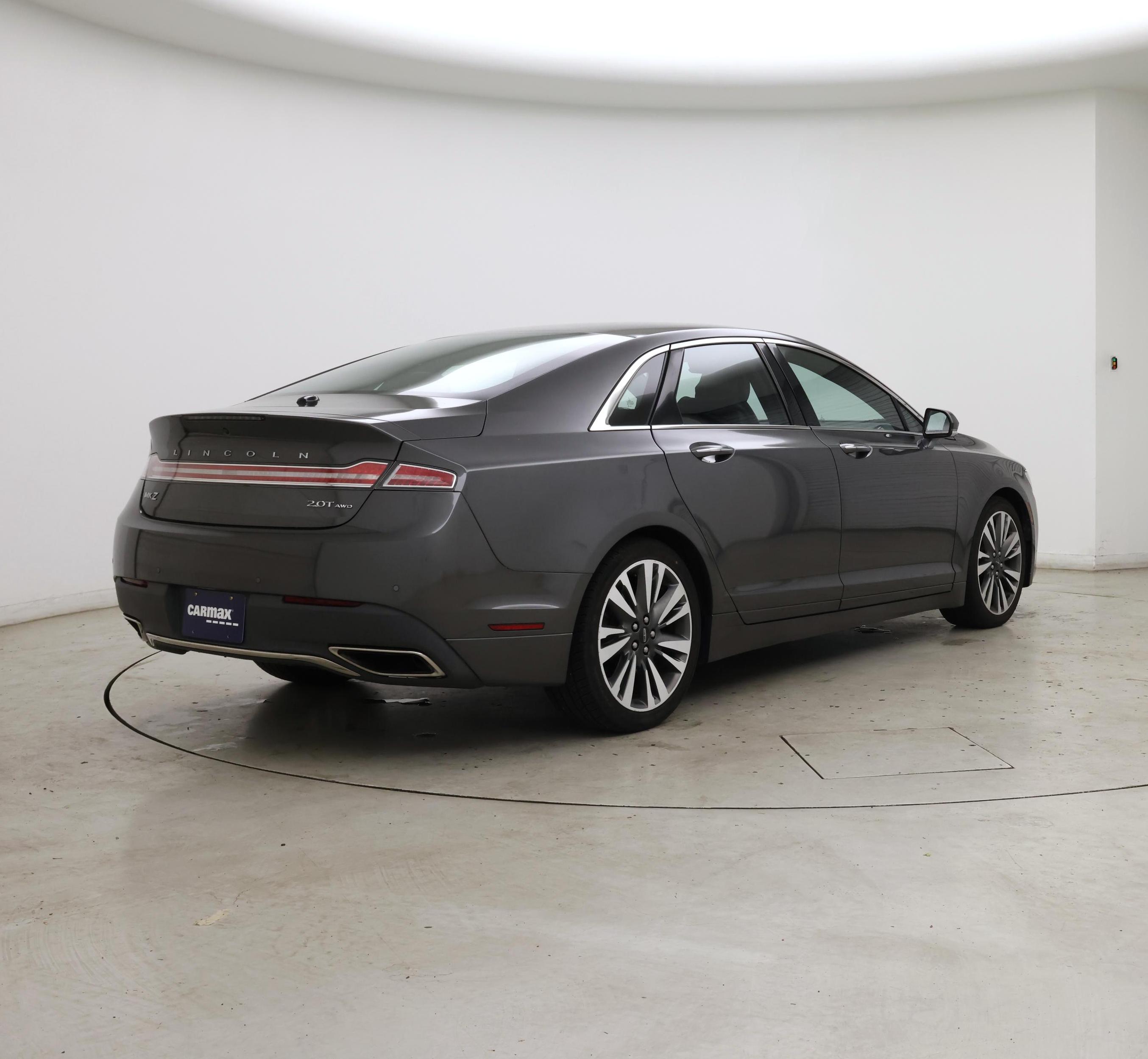 Thumbnail: 2017 Lincoln MKZ - 8