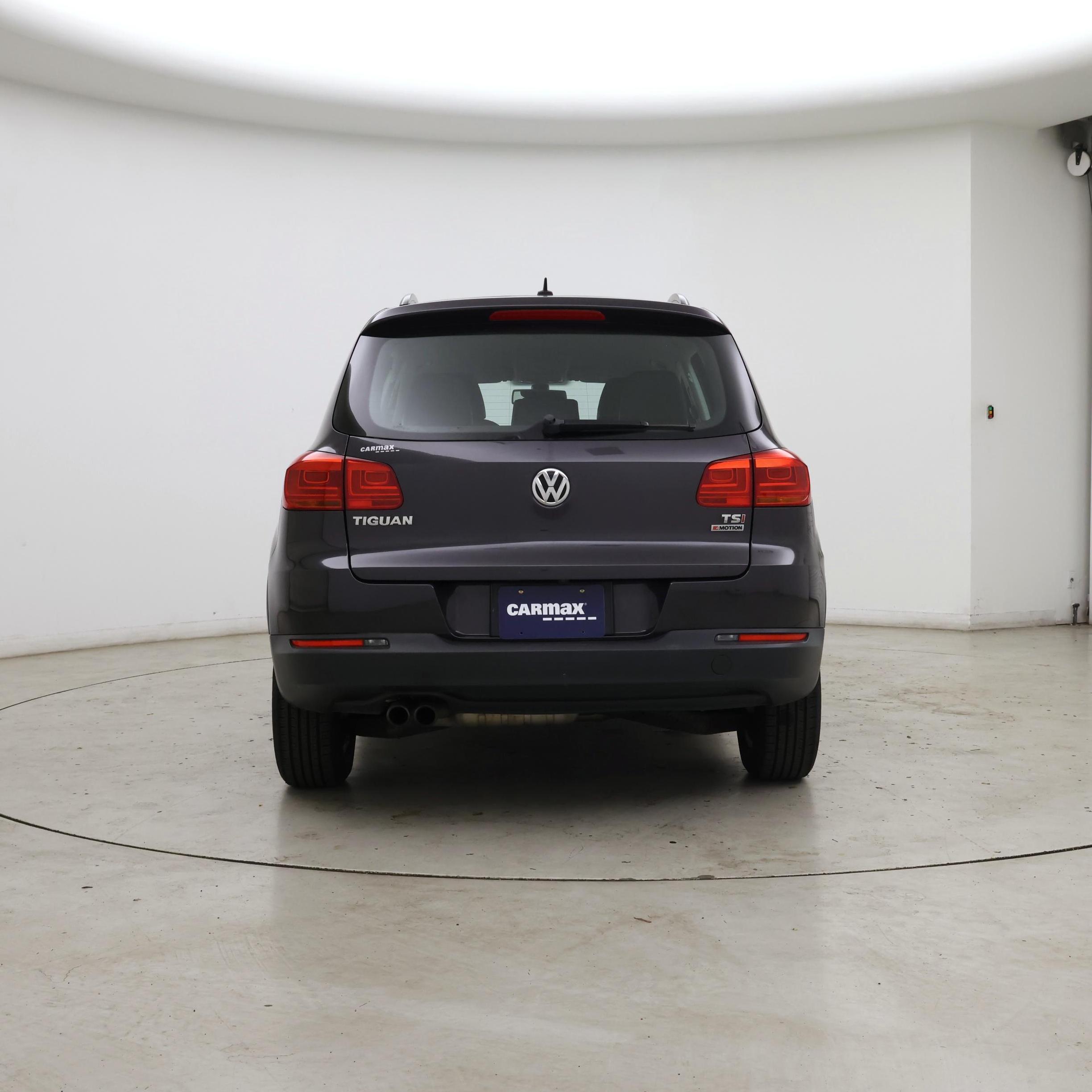 Thumbnail: 2016 Volkswagen Tiguan - 6