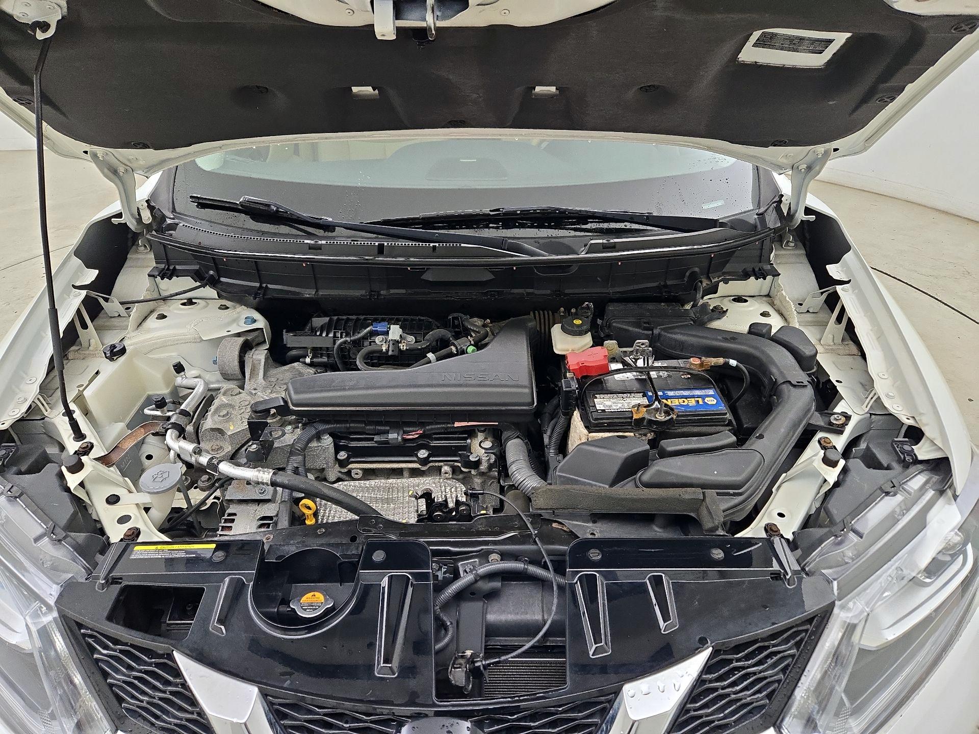 Thumbnail: 2015 Nissan Rogue - 18