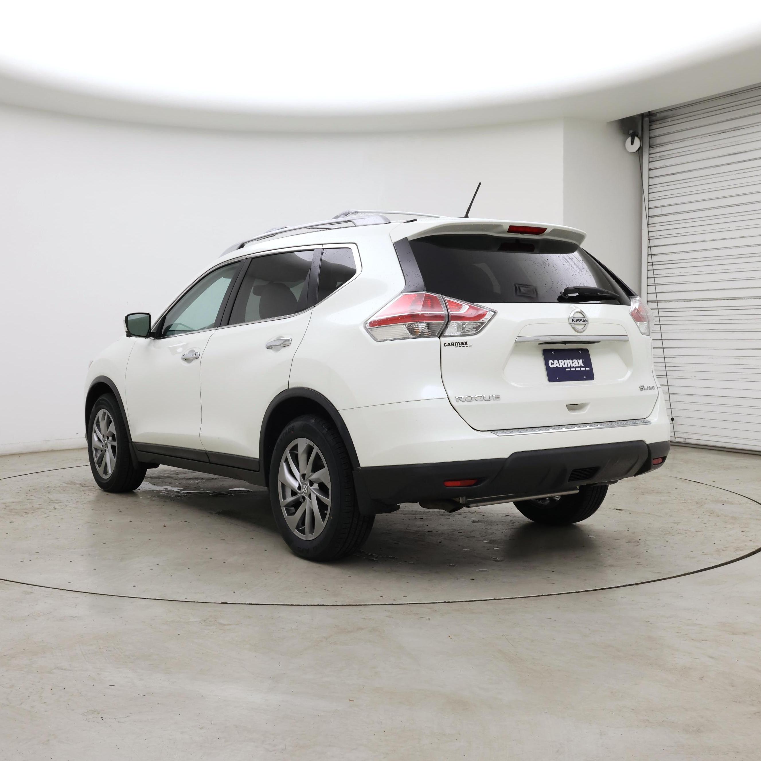 Thumbnail: 2015 Nissan Rogue - 2
