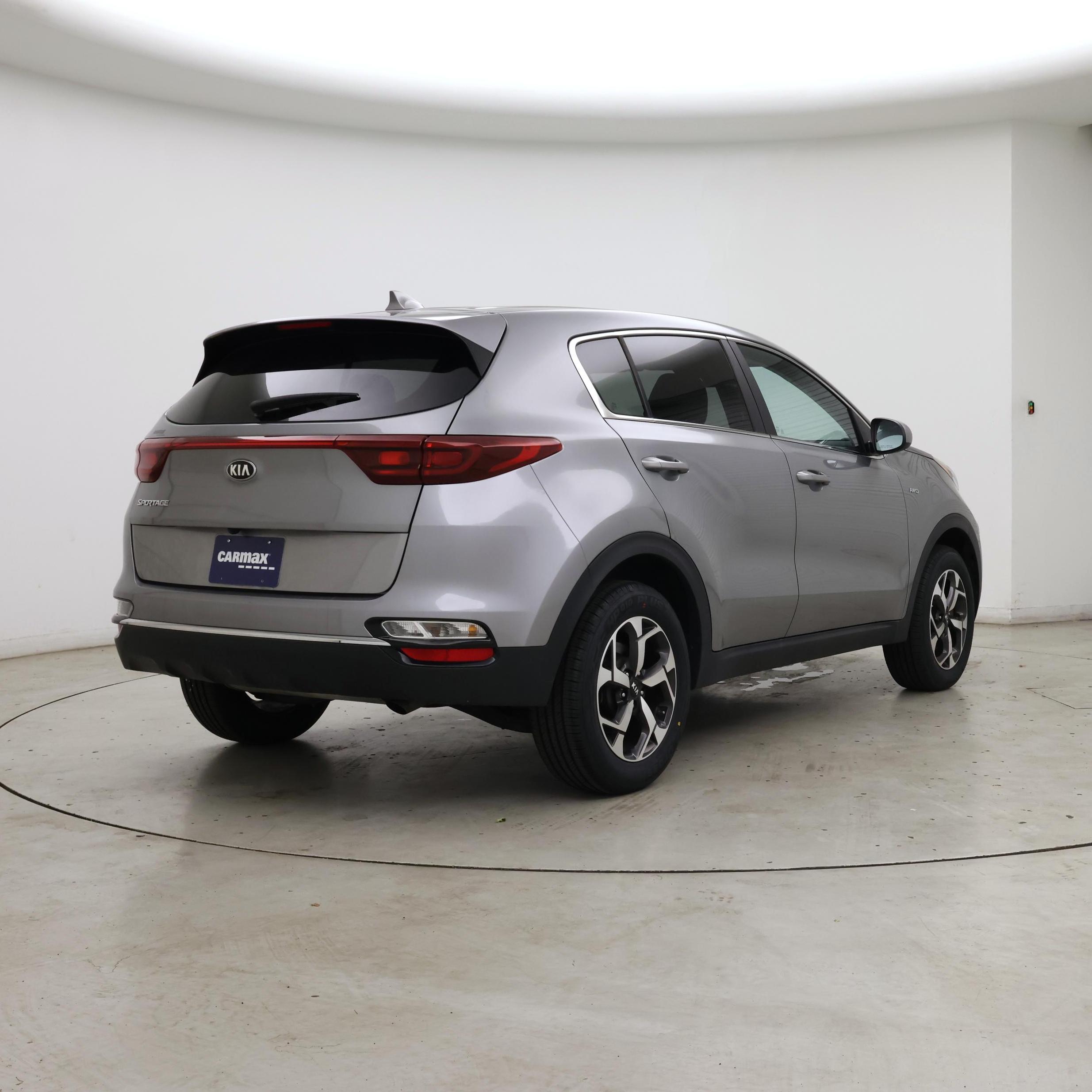 Thumbnail: 2022 Kia Sportage - 8