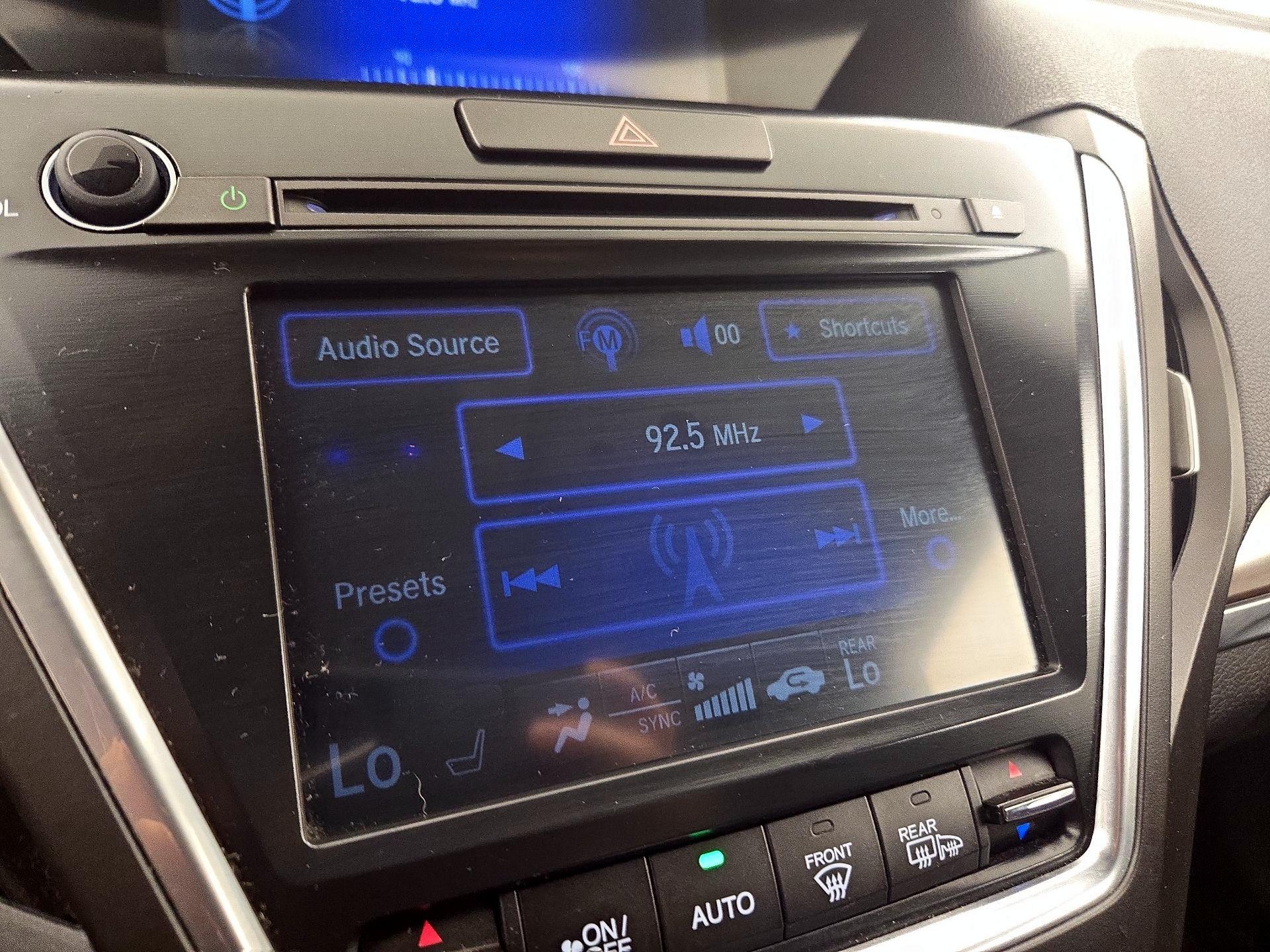 Thumbnail: 2014 Acura MDX - 14