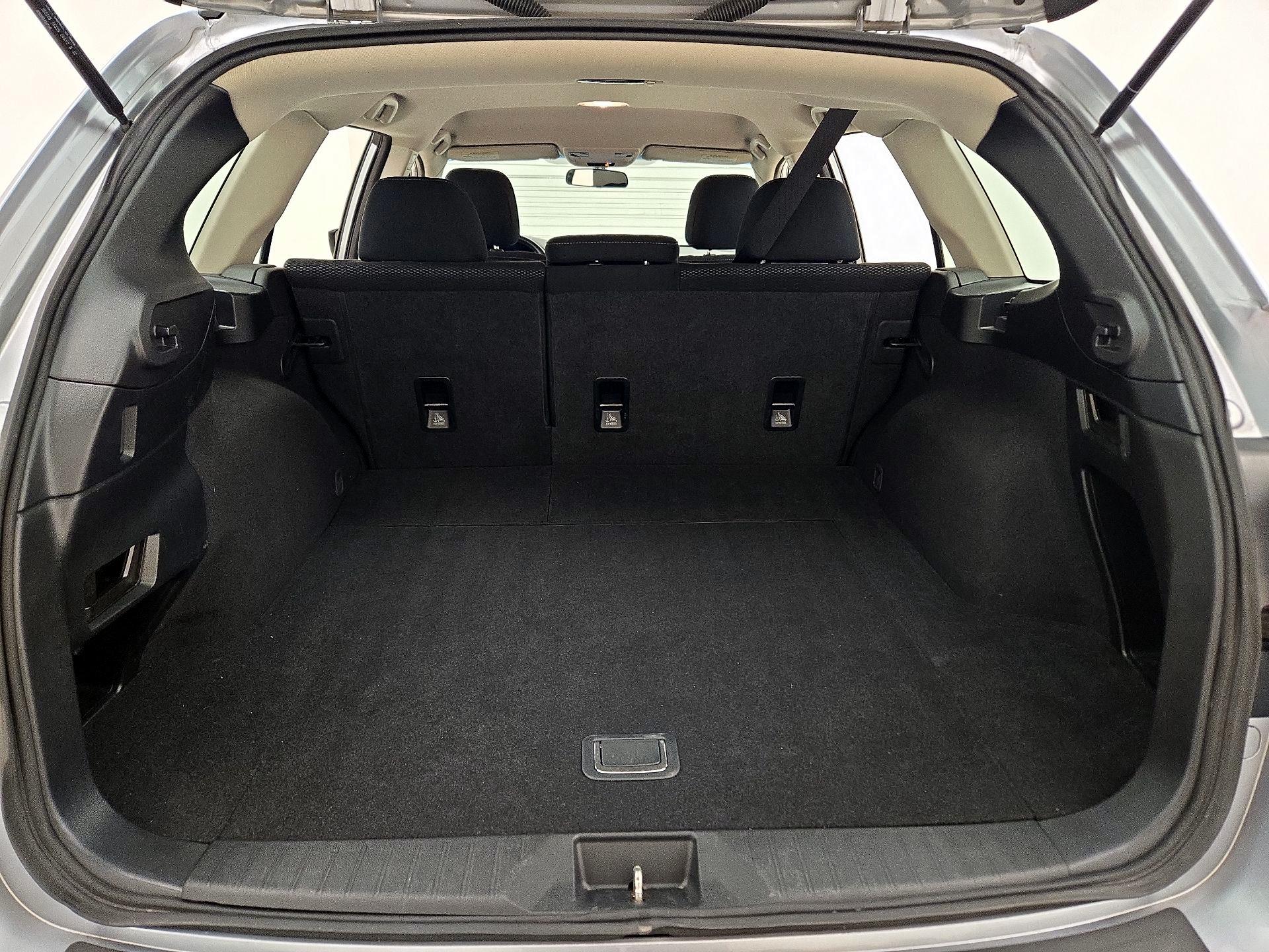 Thumbnail: 2017 Subaru Outback - 16