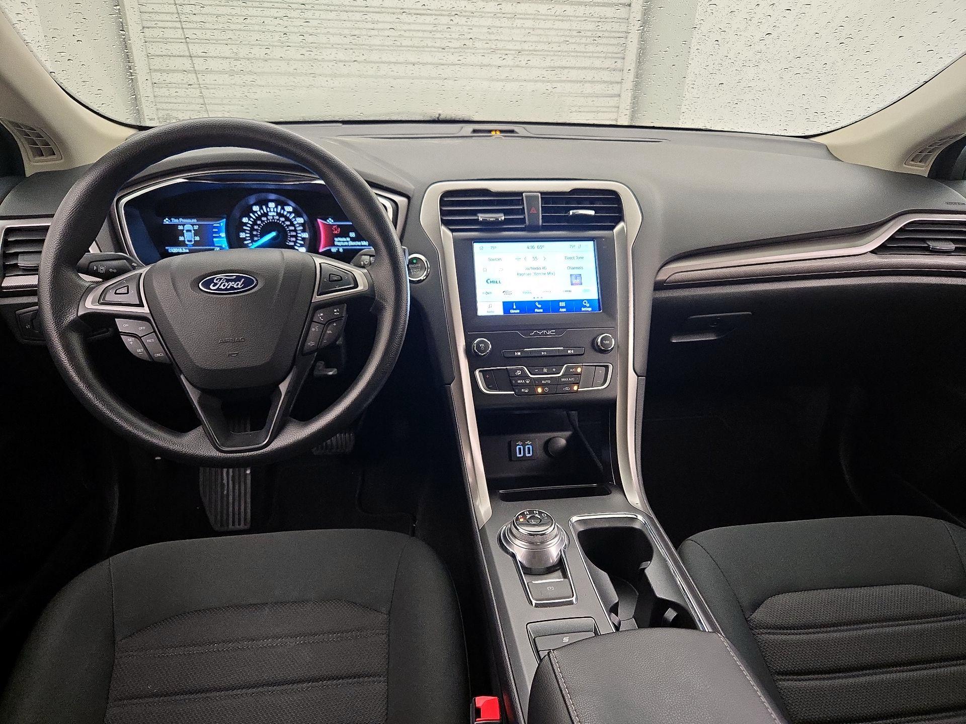Thumbnail: 2020 Ford Fusion - 9