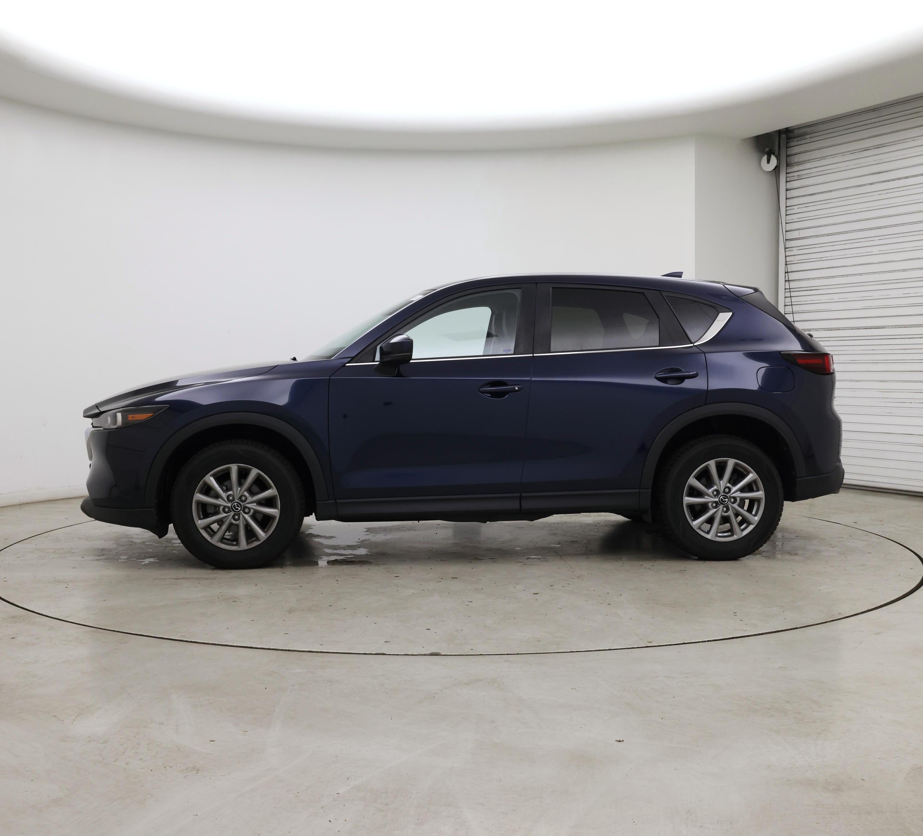 Thumbnail: 2023 Mazda CX-5 - 3