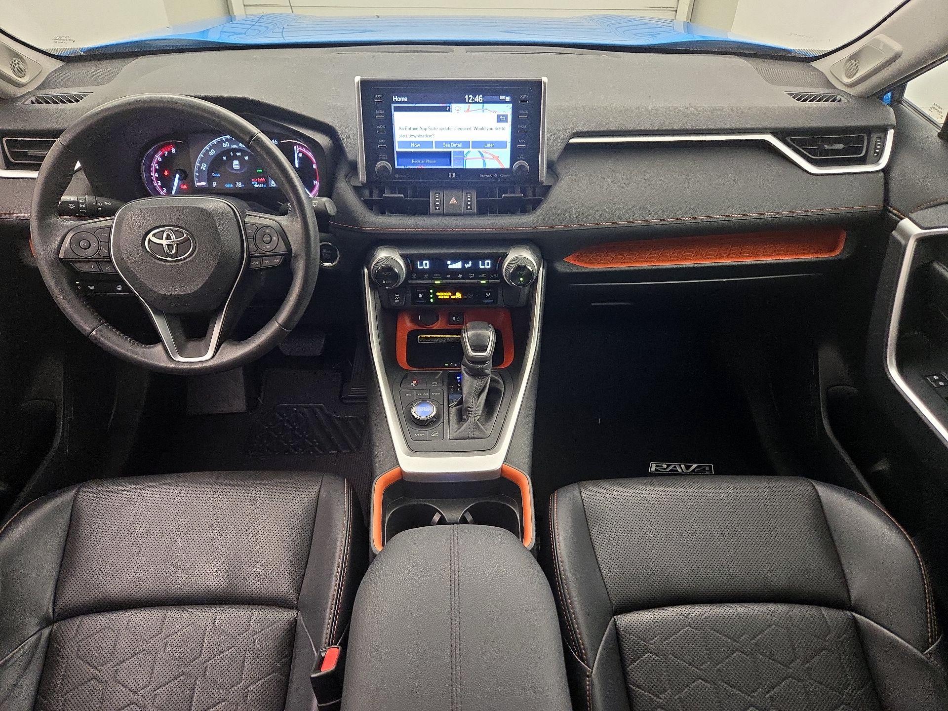 Thumbnail: 2019 Toyota RAV4 - 9