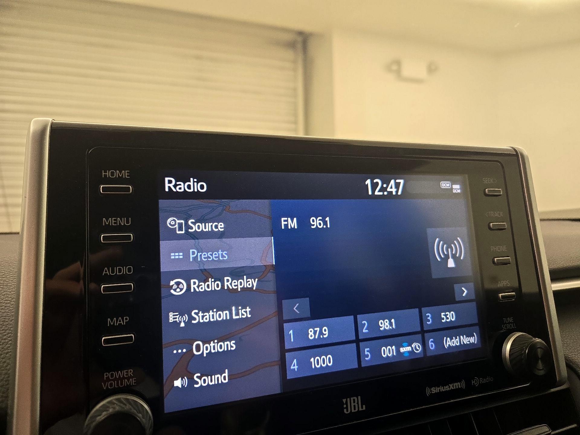 Thumbnail: 2019 Toyota RAV4 - 14