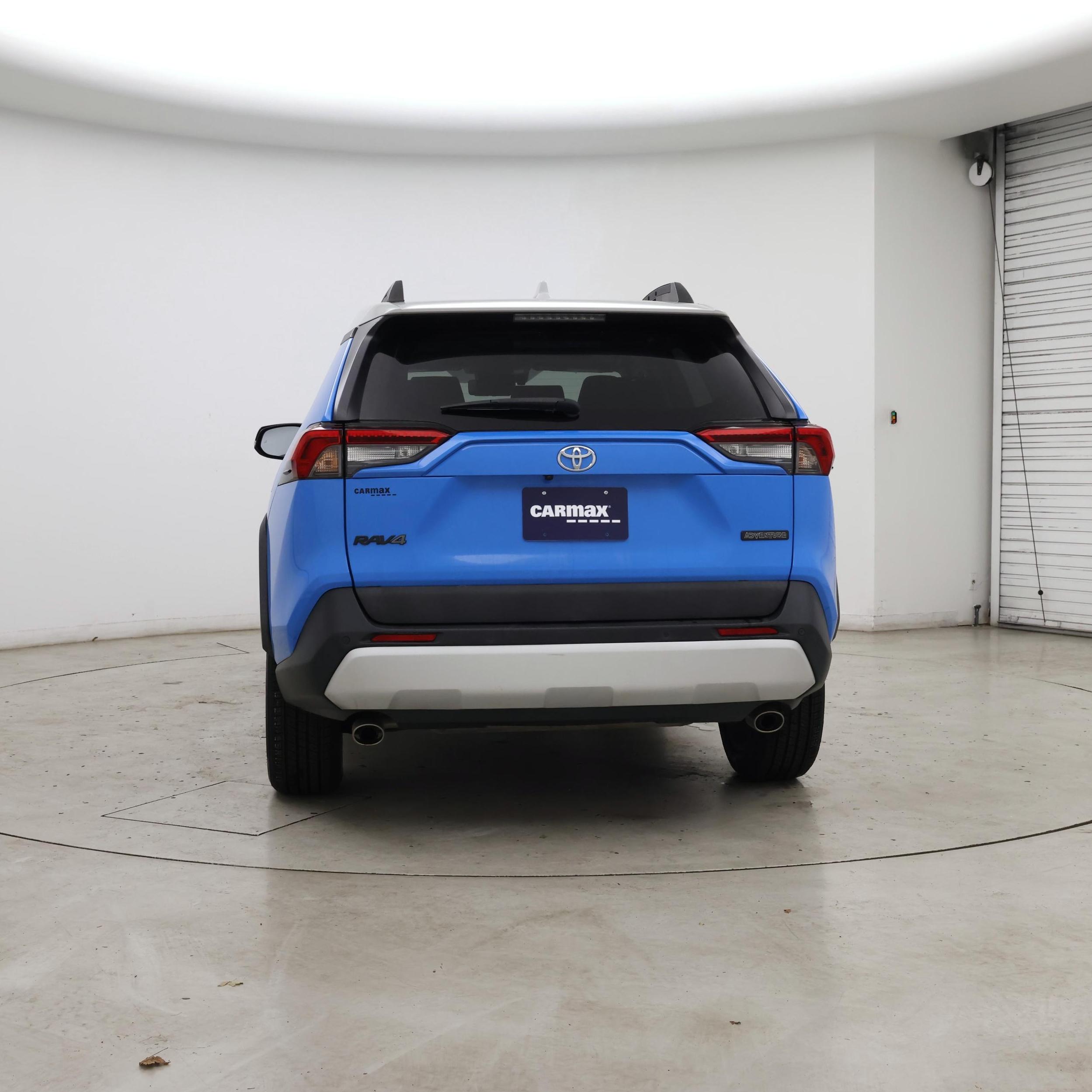 Thumbnail: 2019 Toyota RAV4 - 6