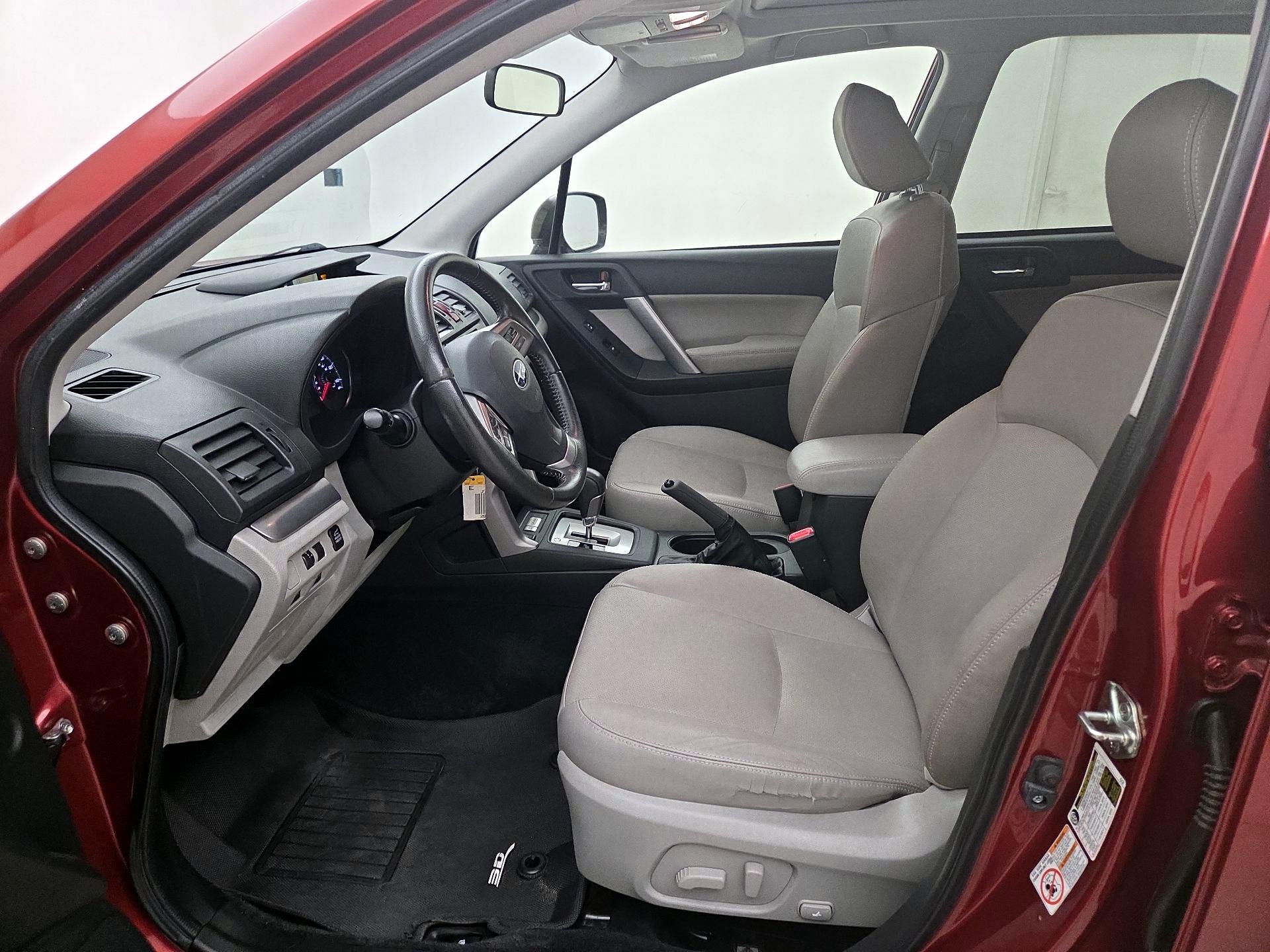 Thumbnail: 2015 Subaru Forester - 11