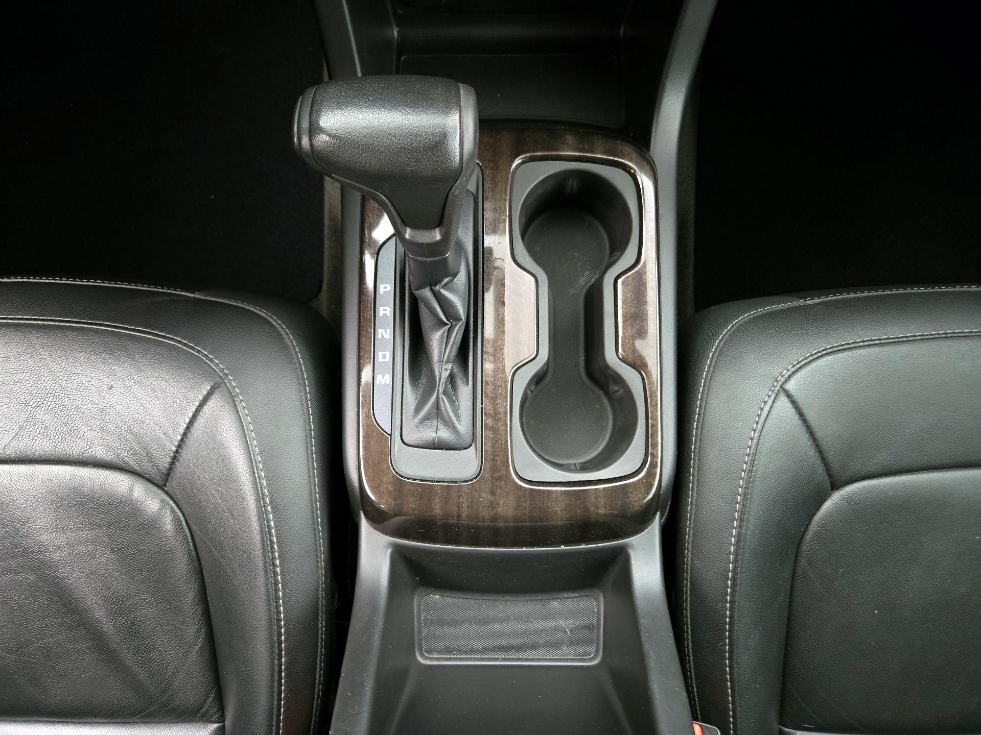 Thumbnail: 2016 GMC Canyon - 16