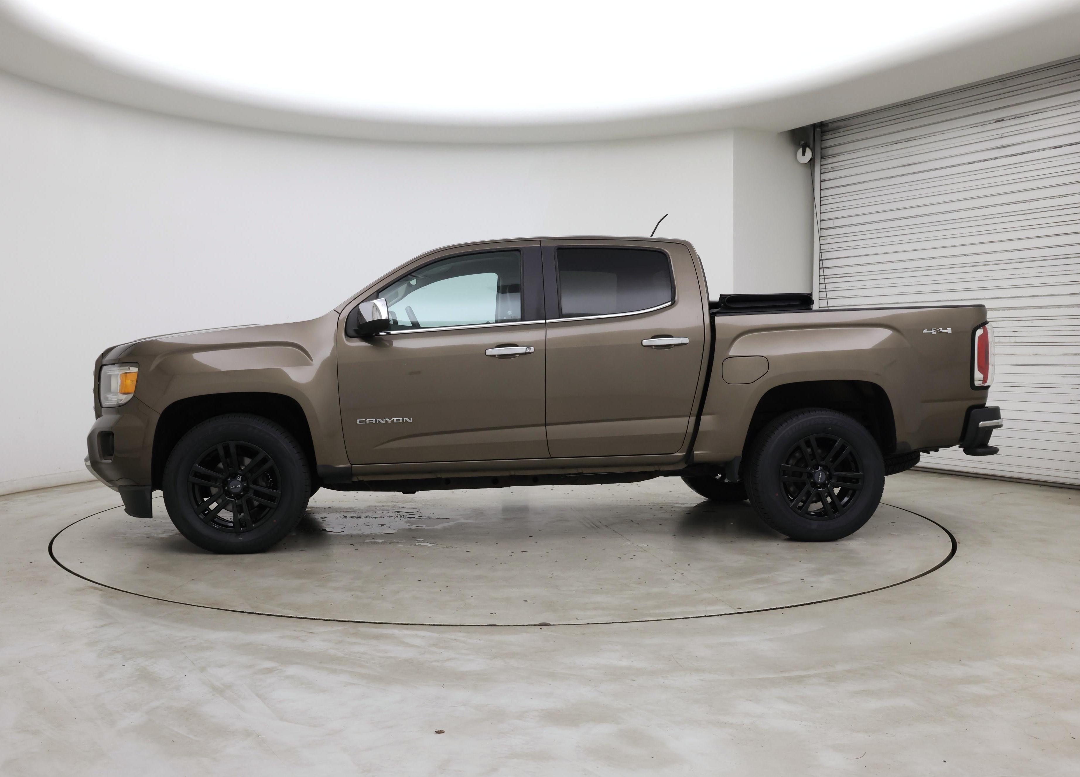 Thumbnail: 2016 GMC Canyon - 3