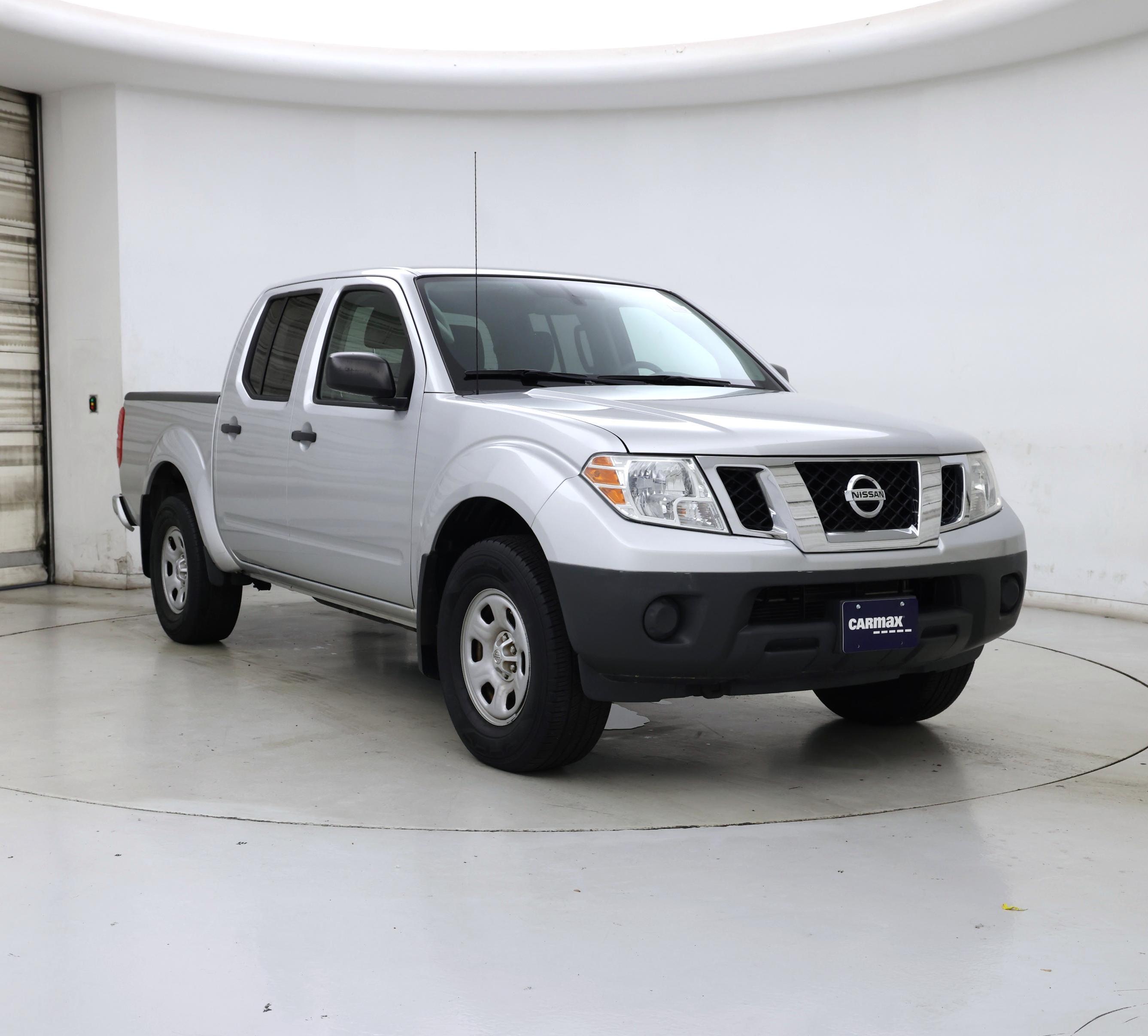 Silver 2018 Nissan Frontier Pickup Truck Four-Wheel Drive Automatic