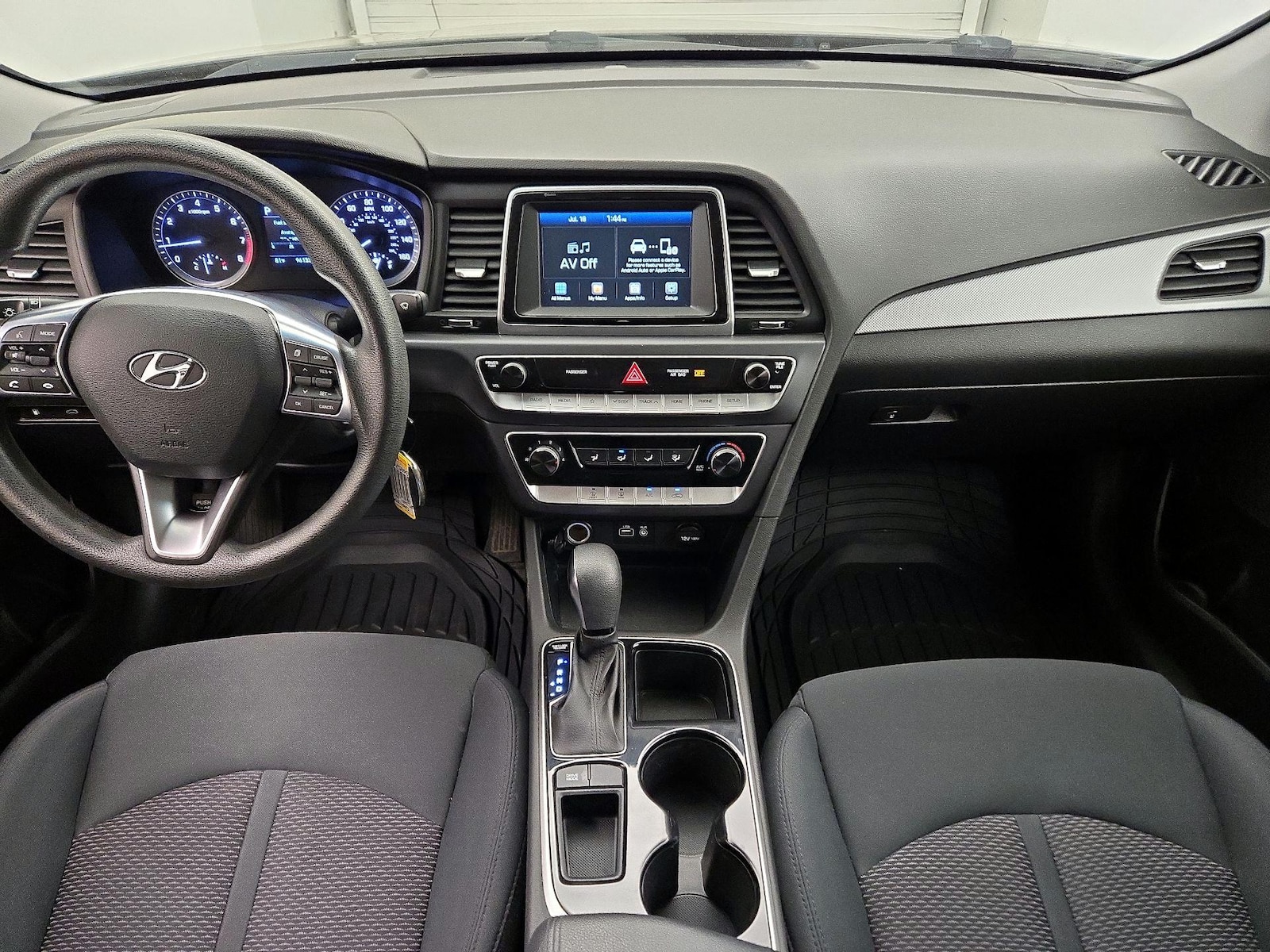 2018 Hyundai Sonata SE - Photo 10