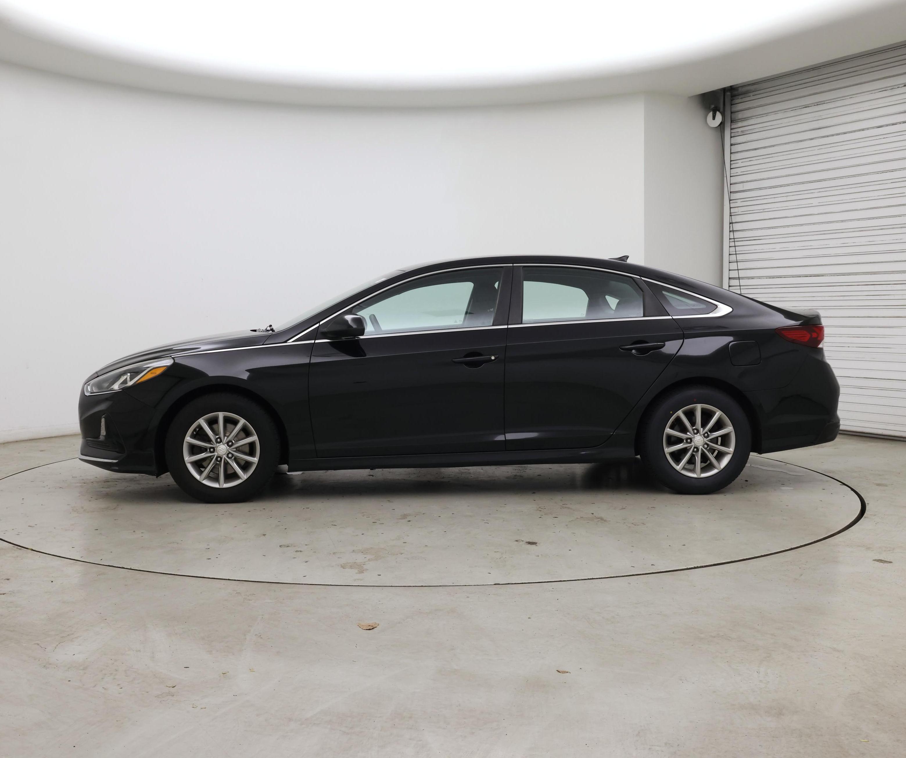 Thumbnail: 2018 Hyundai Sonata - 3