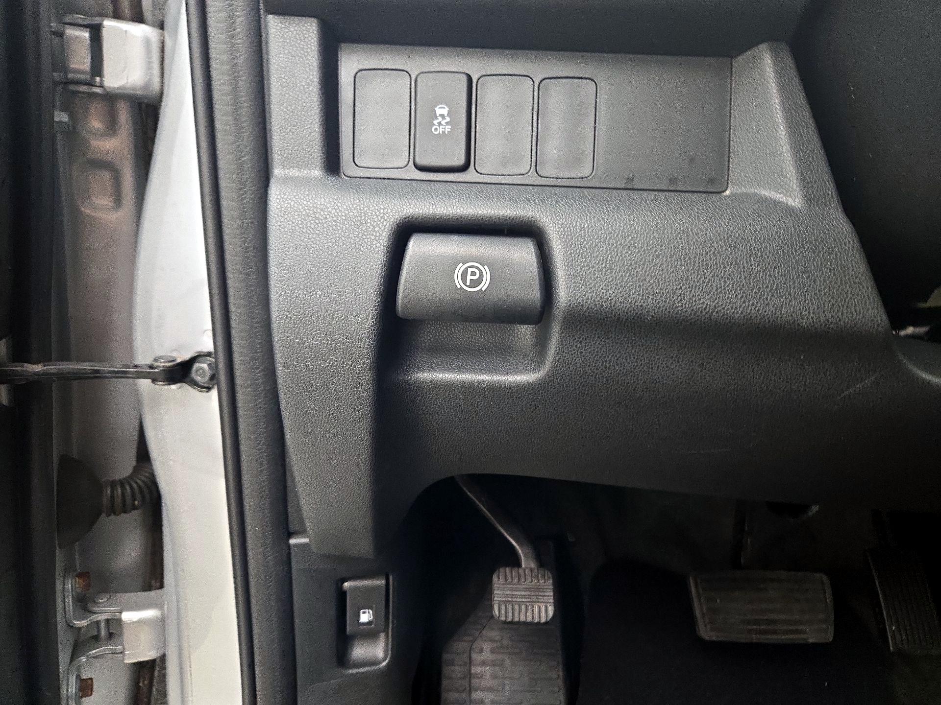 Thumbnail: 2015 Honda Pilot - 13