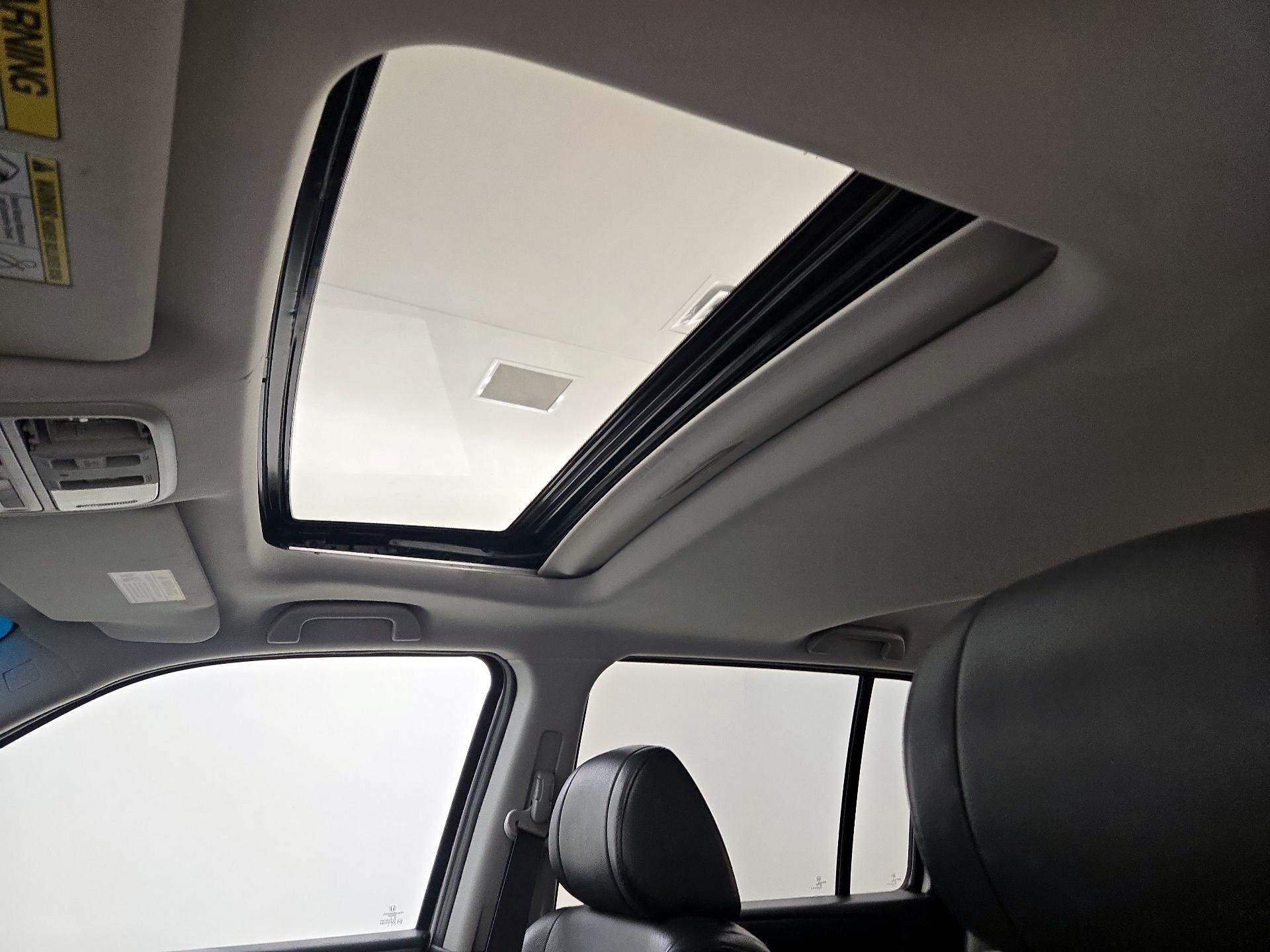 Thumbnail: 2015 Honda Pilot - 19