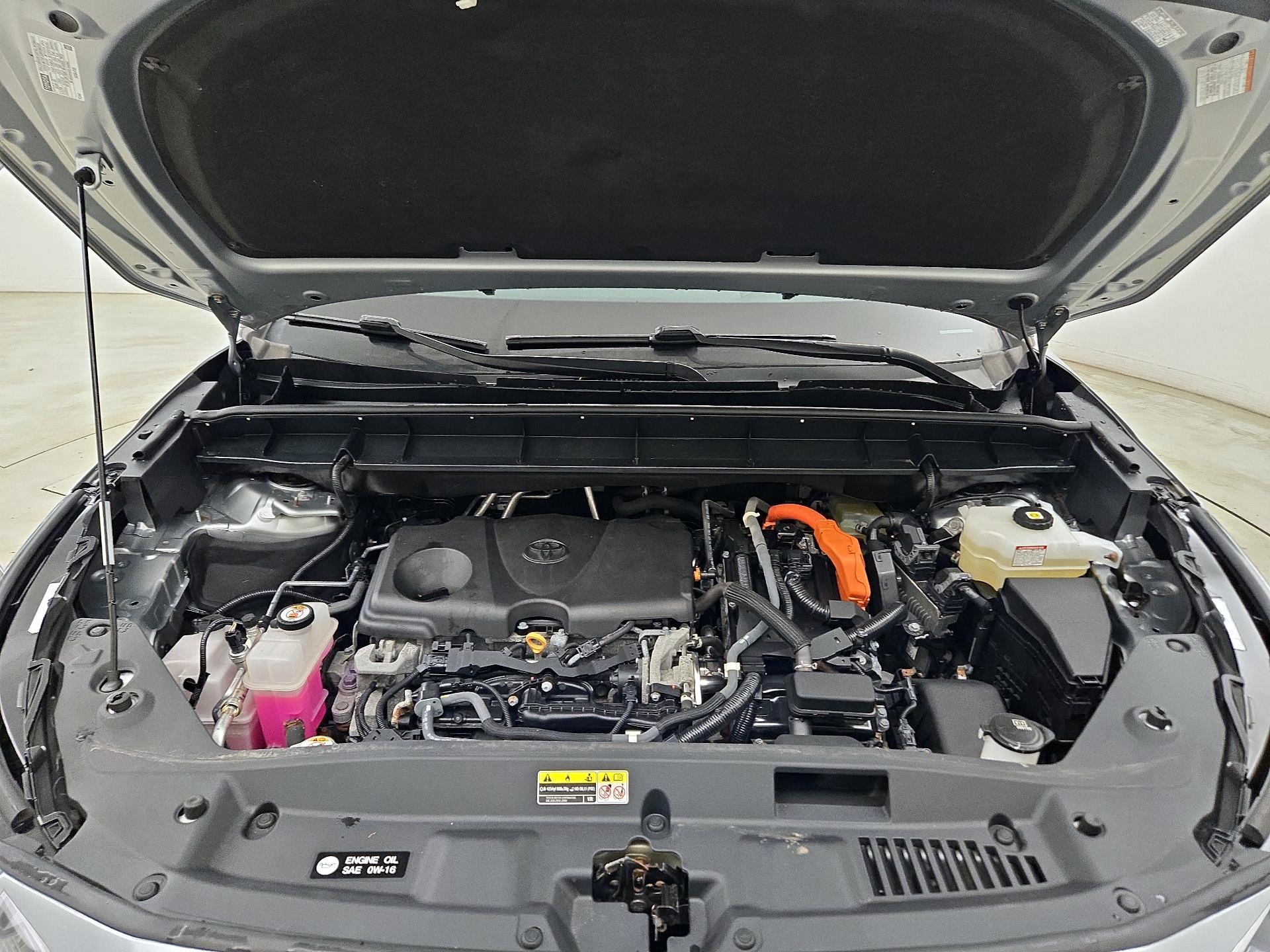 Thumbnail: 2021 Toyota Highlander - 18