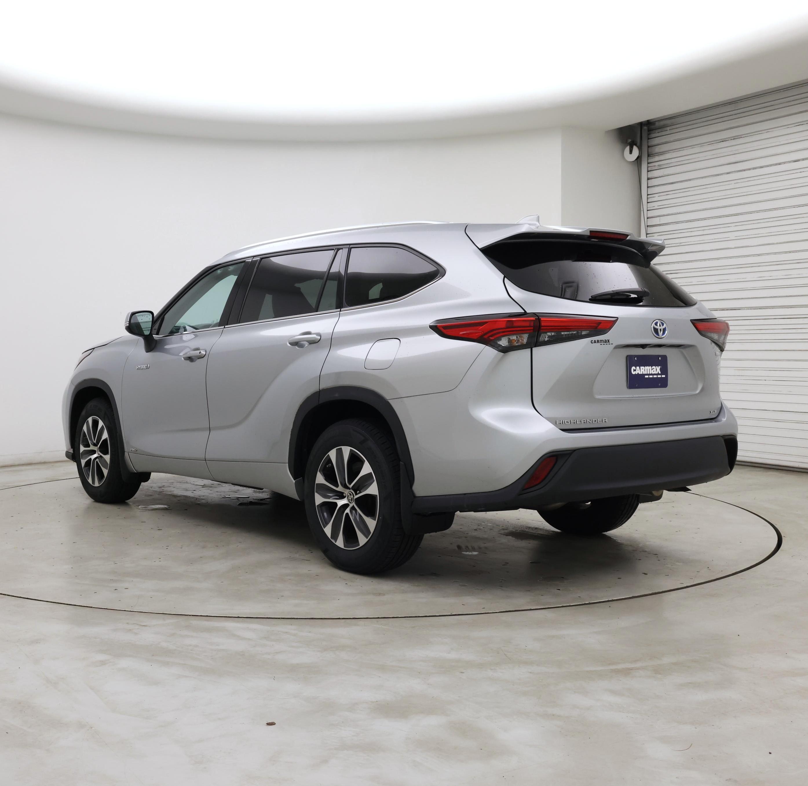 Thumbnail: 2021 Toyota Highlander - 2