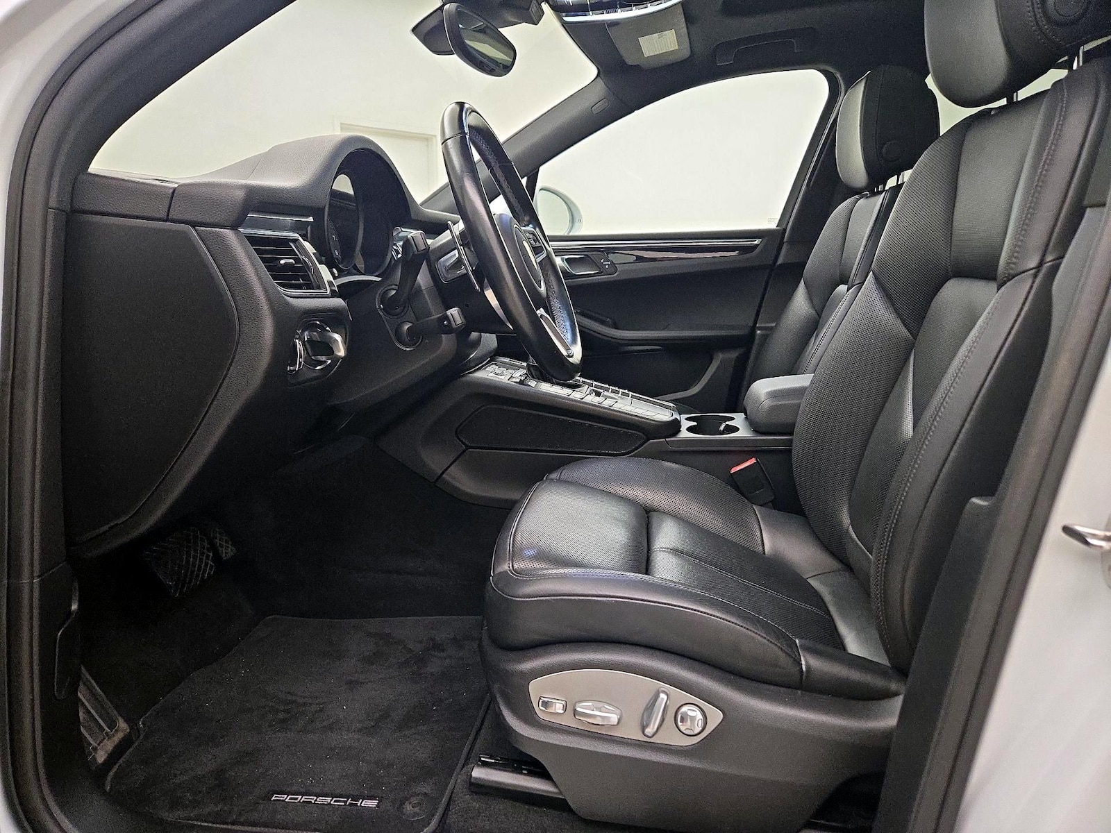 2018 Porsche Macan S - Photo 12