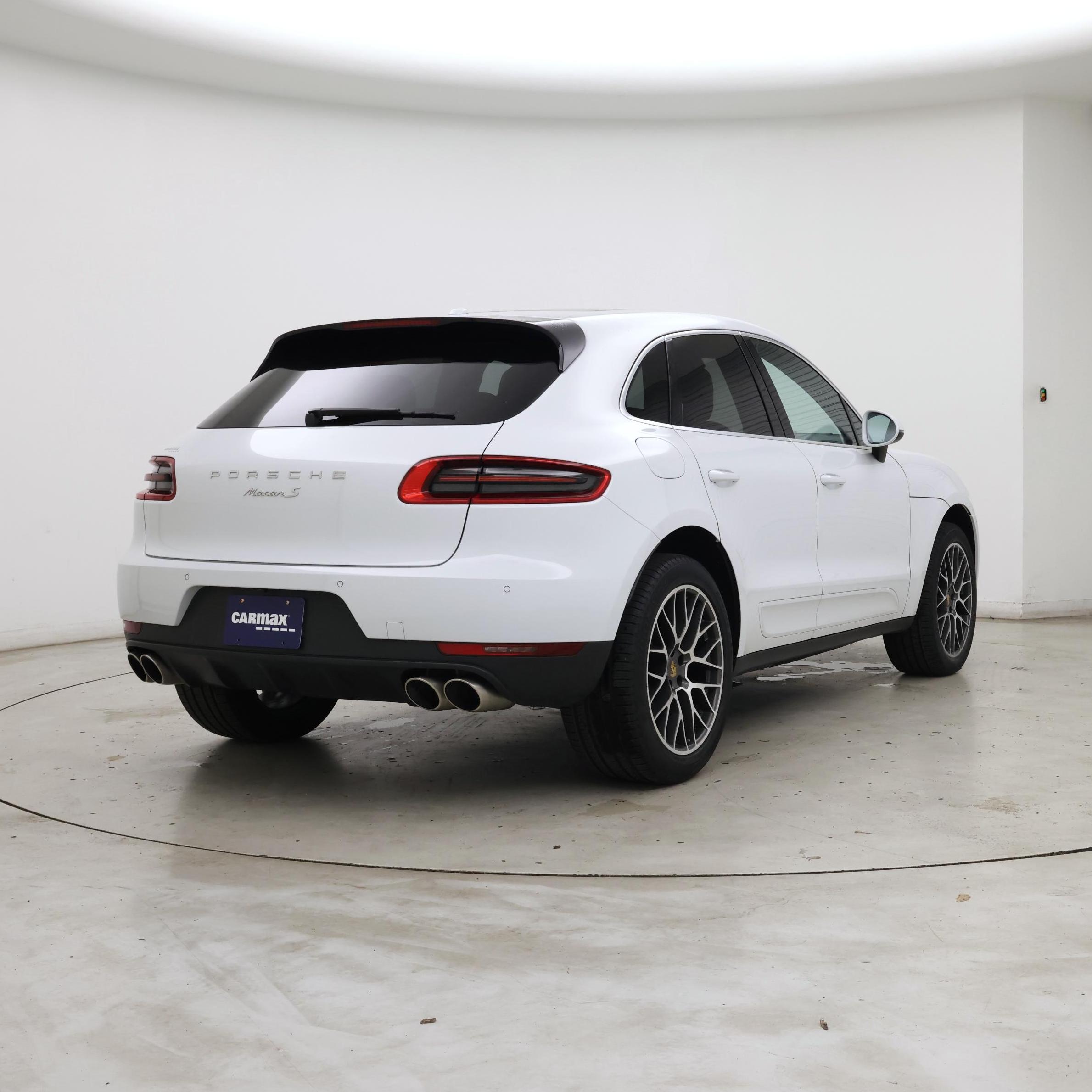 Thumbnail: 2018 Porsche Macan - 8