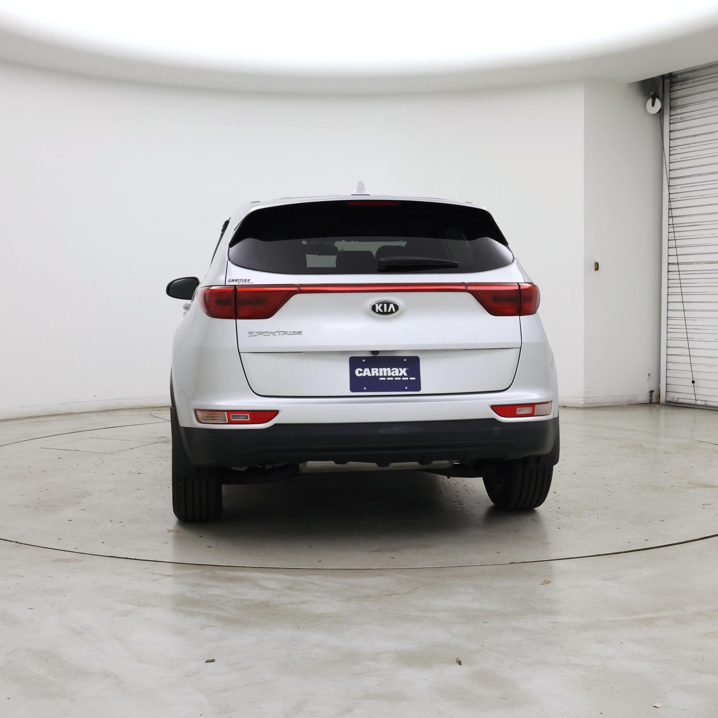 Thumbnail: 2017 Kia Sportage - 6