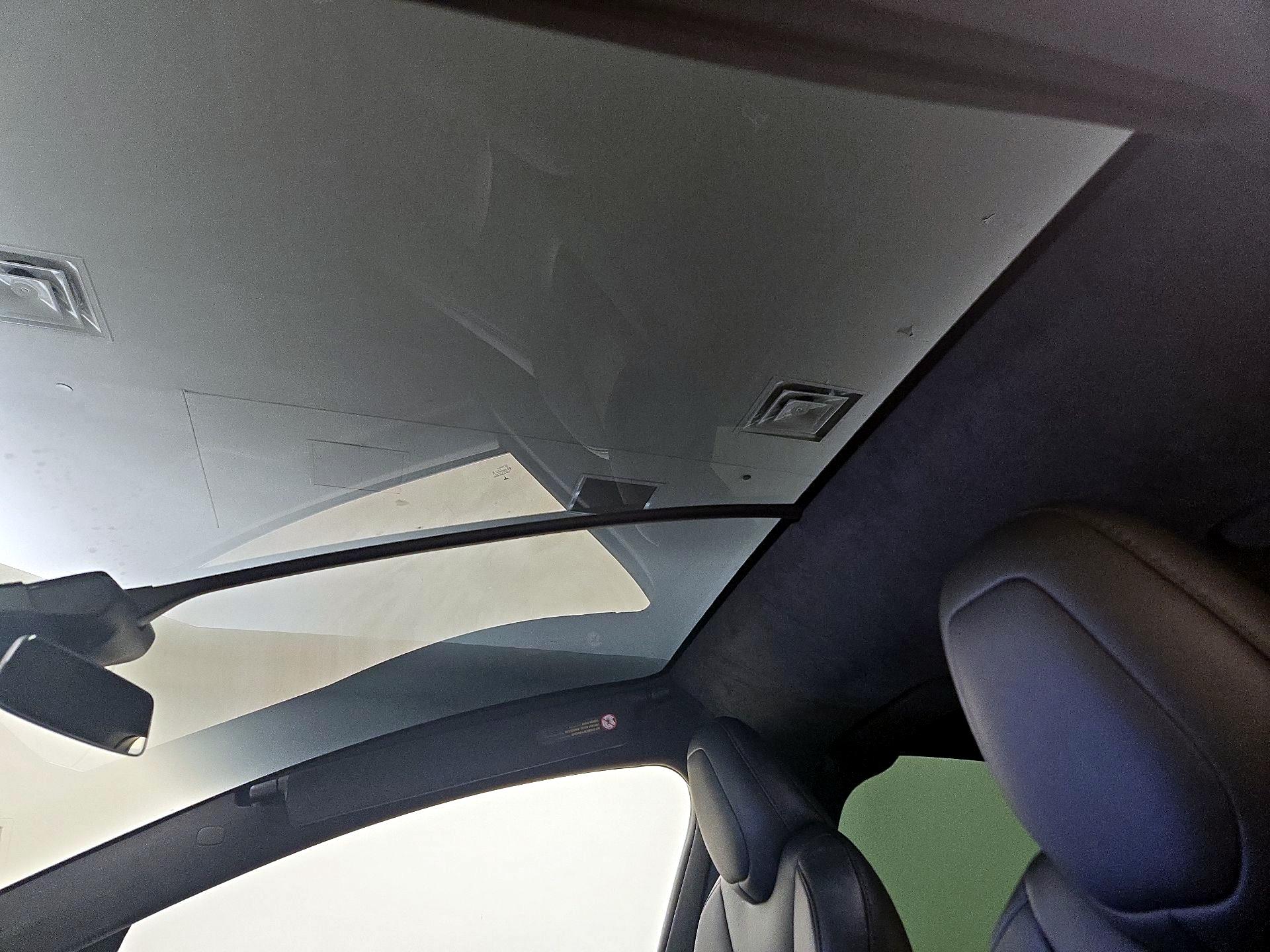 Thumbnail: 2020 Tesla Model X - 19