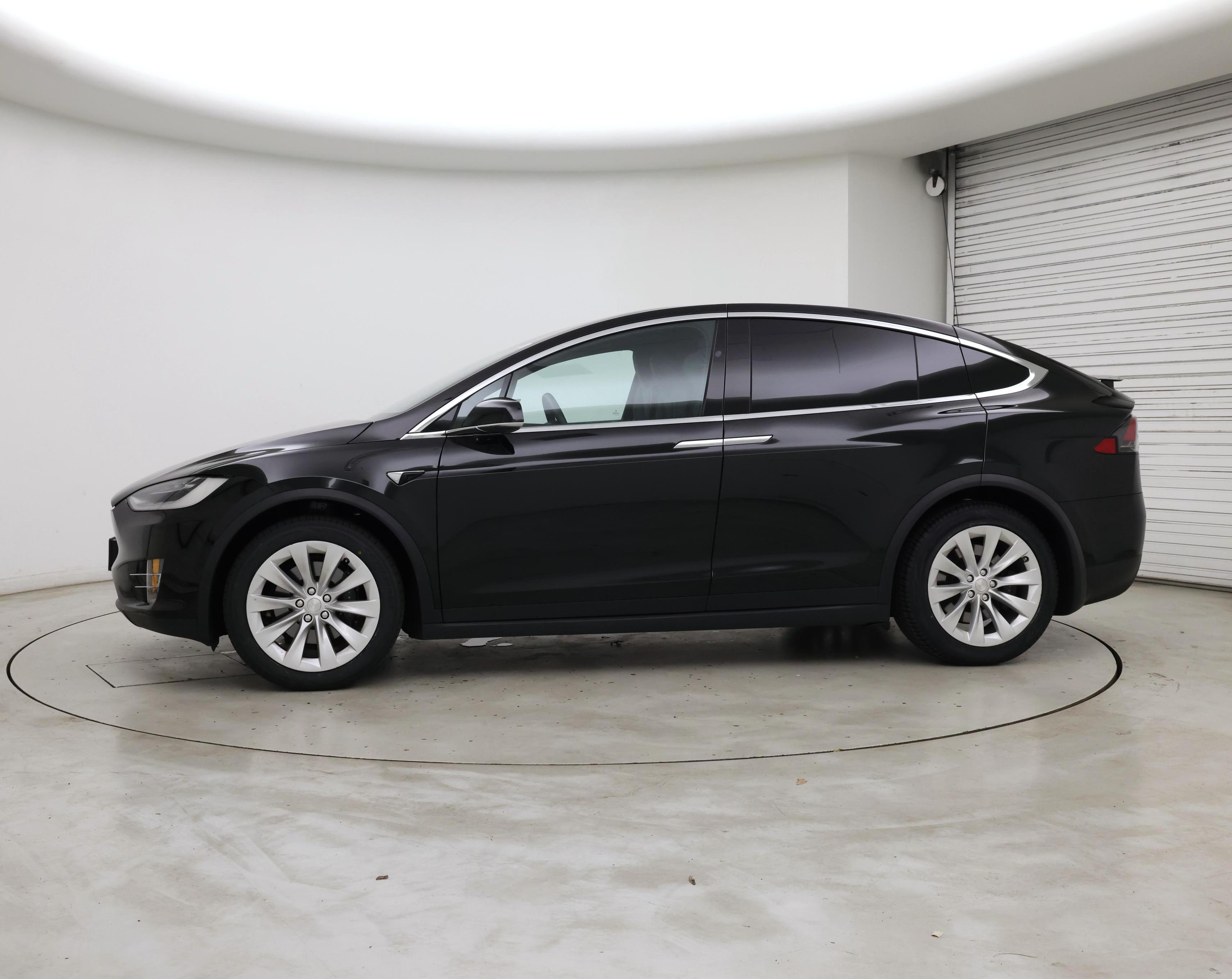Thumbnail: 2020 Tesla Model X - 3