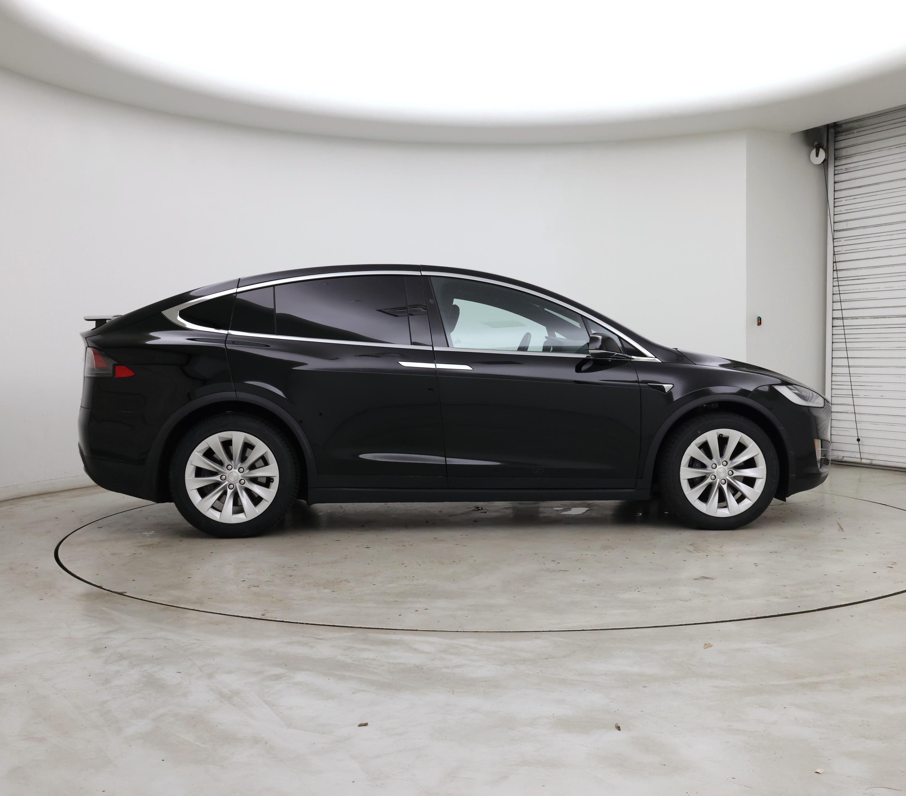 Thumbnail: 2020 Tesla Model X - 7