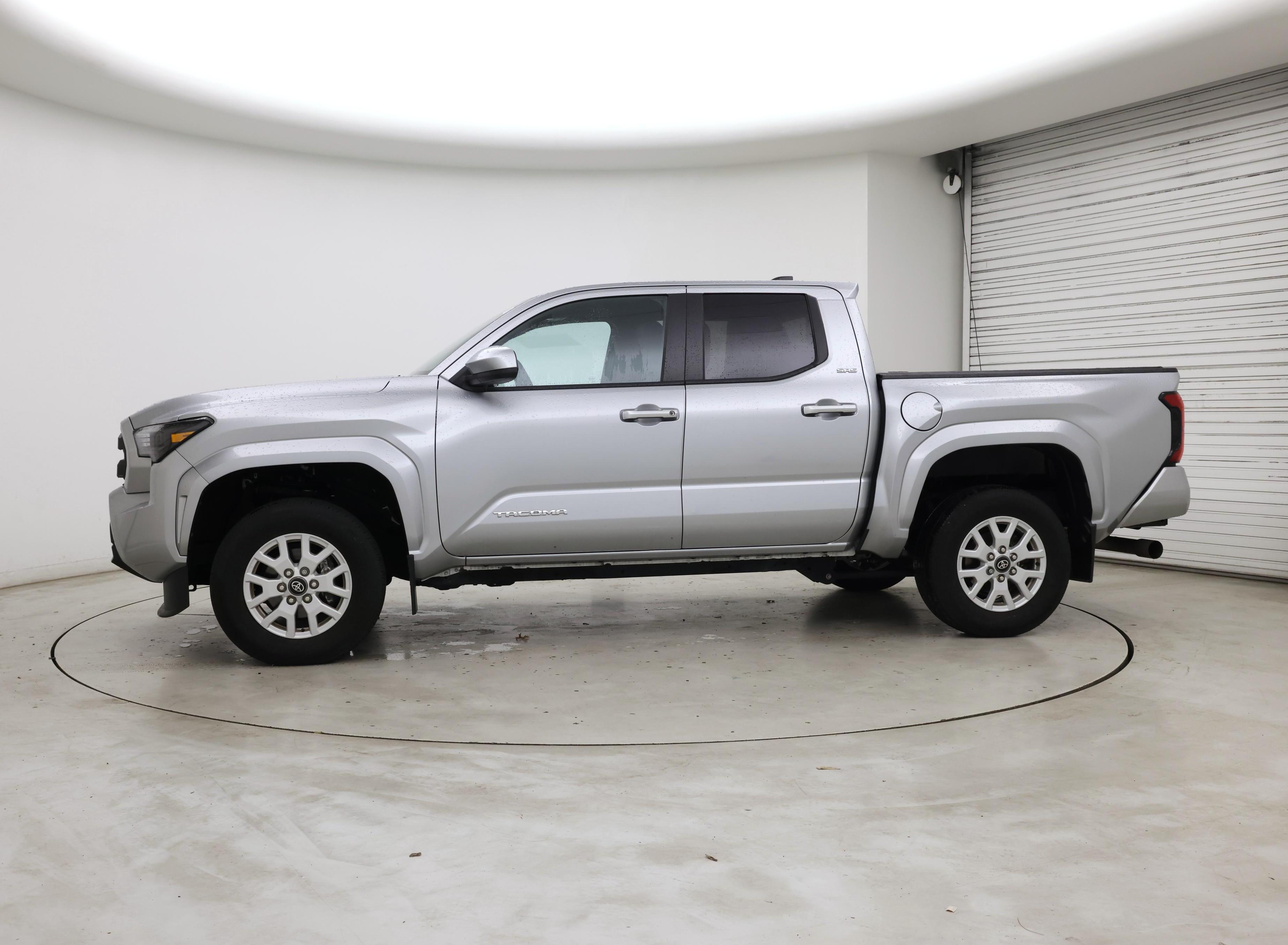 Thumbnail: 2024 Toyota Tacoma - 3