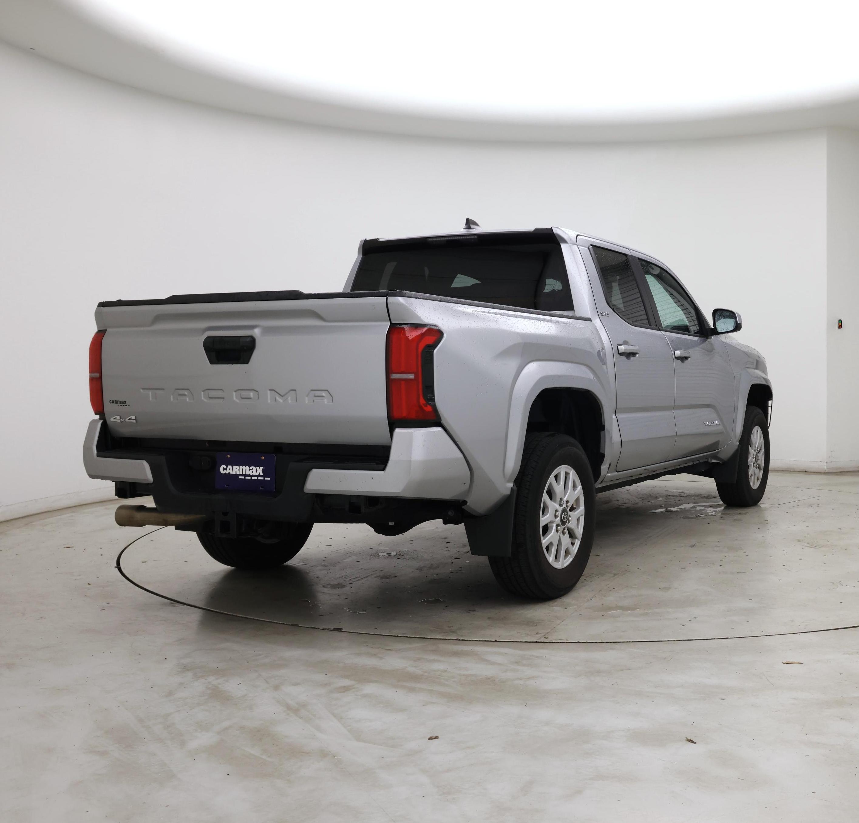 Thumbnail: 2024 Toyota Tacoma - 8