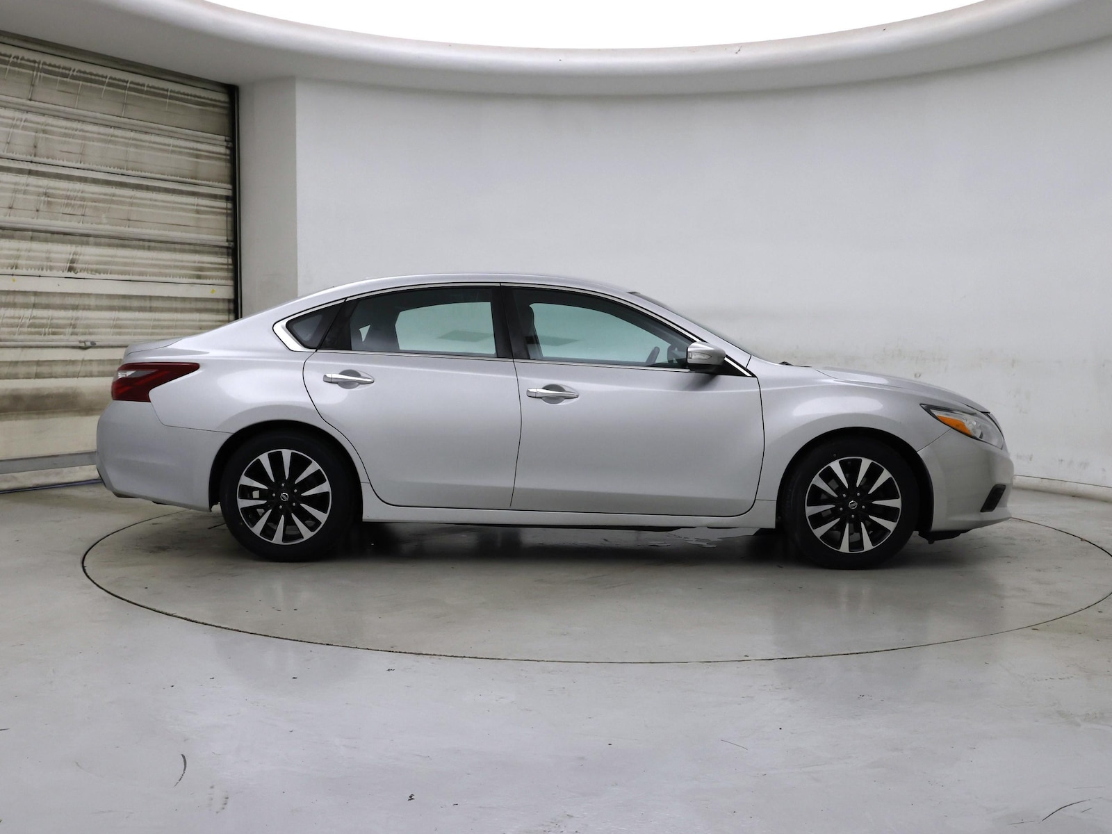 2018 Nissan Altima SL - Photo 8