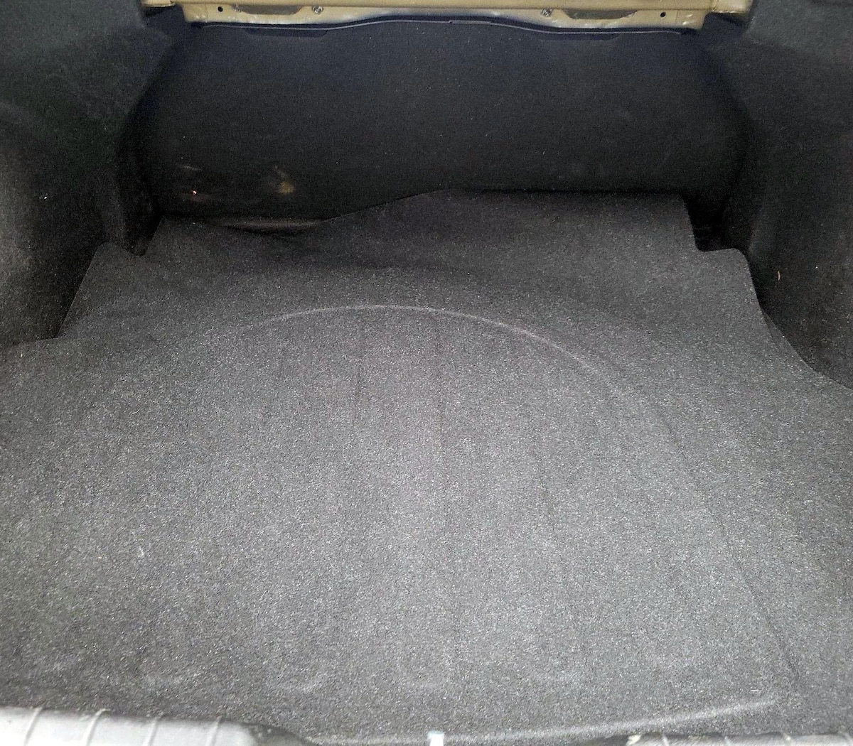 Trunk/Cargo (Seats Up)