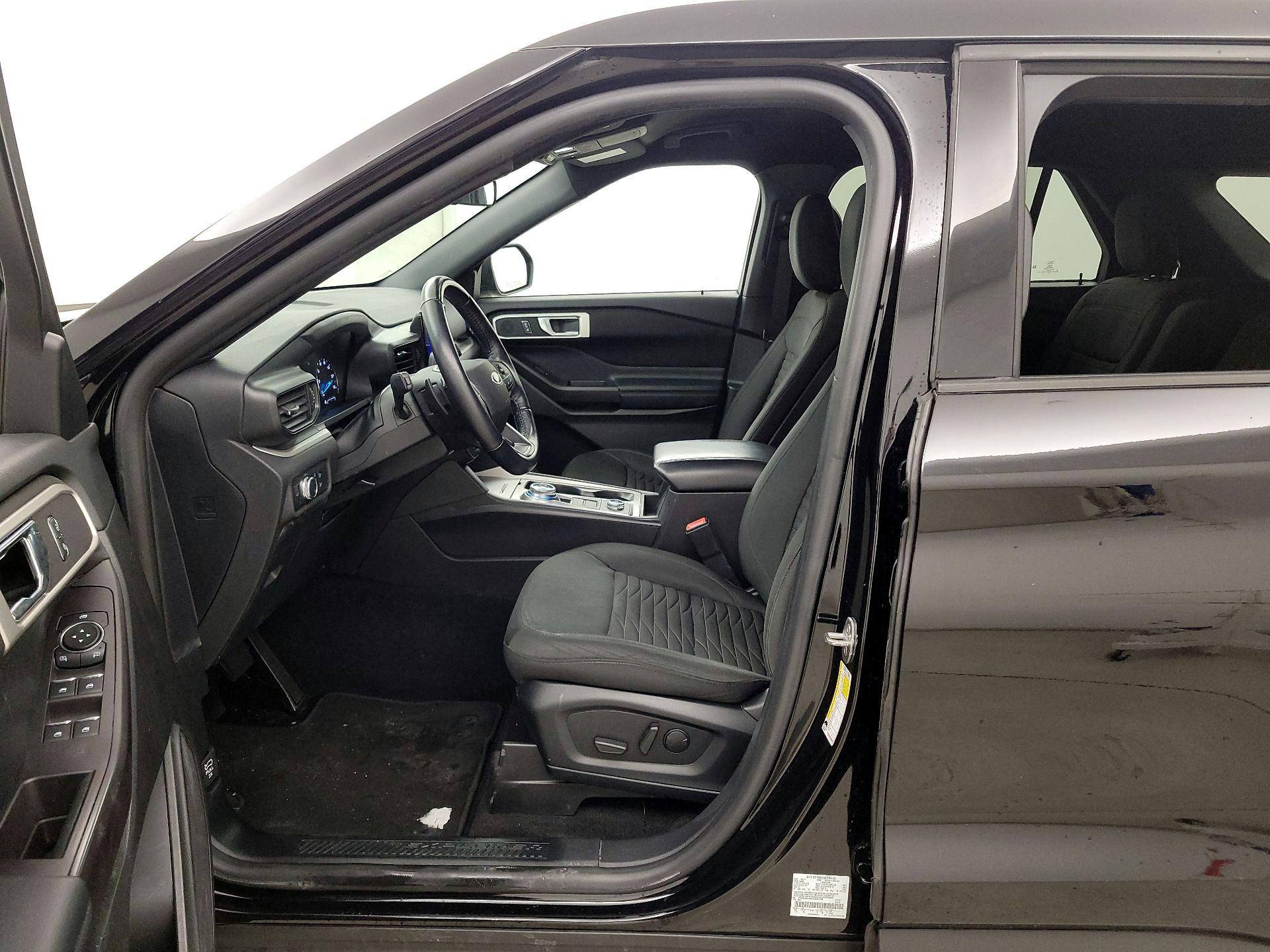 Thumbnail: 2020 Ford Explorer - 11