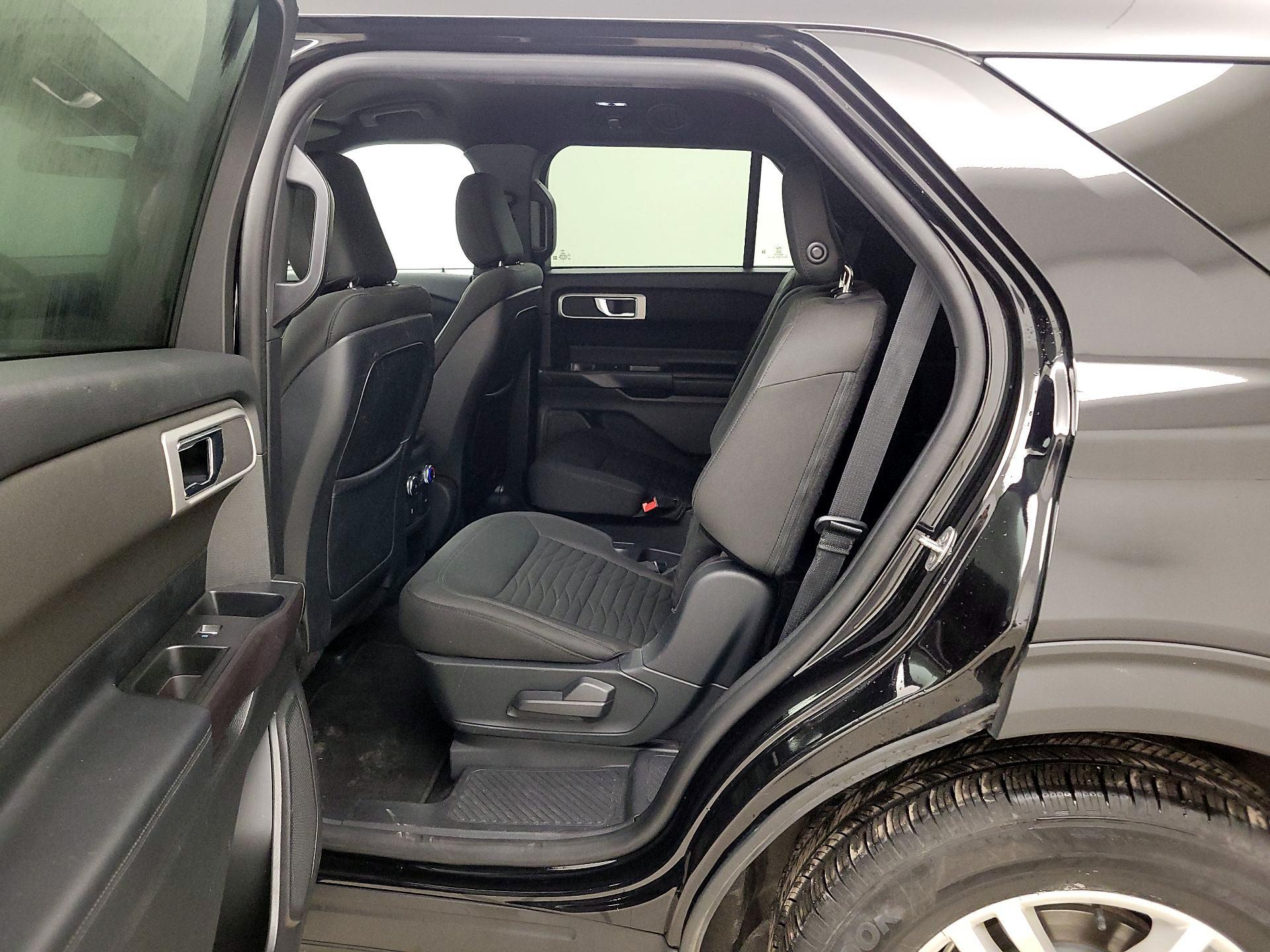 Thumbnail: 2020 Ford Explorer - 19